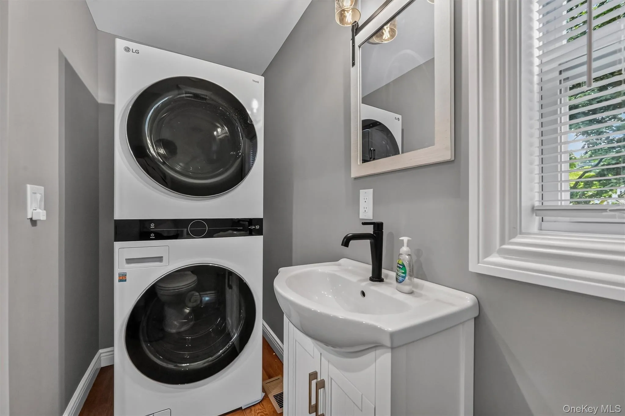 11 Harrison Street, Haverstraw, NY, 3 Bedrooms Bedrooms, 8 Rooms Rooms,2 BathroomsBathrooms,Residential,For Rent,Harrison,0,1024053 11 Harrison Street, Haverstraw, NY, 3 Bedrooms Bedrooms, 8 Rooms Rooms,2 BathroomsBathrooms,Residential,For Rent,Harrison,0,1024053