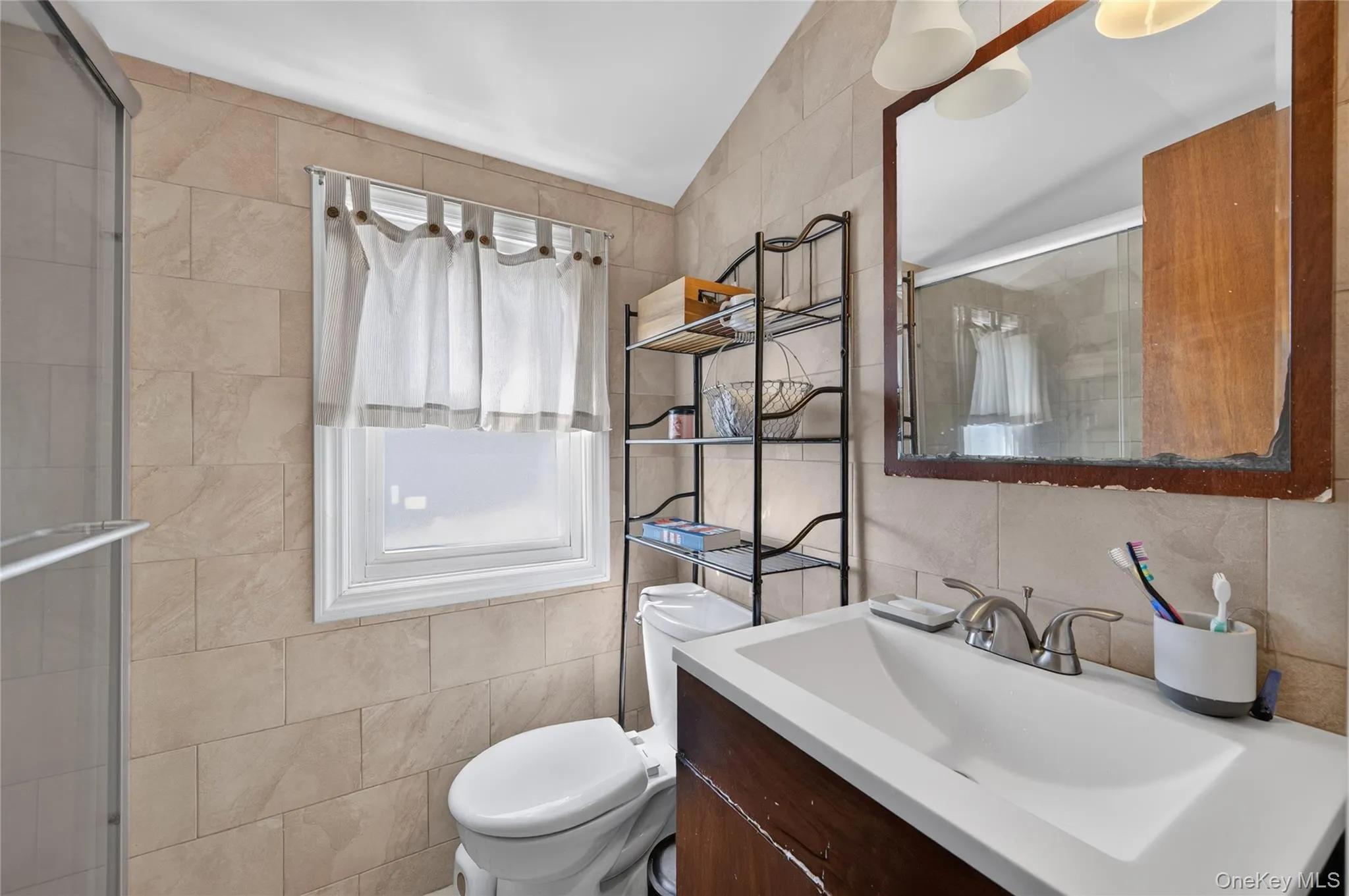120 Bert Avenue, North Hempstead, NY, 4 Bedrooms Bedrooms, 8 Rooms Rooms,2 BathroomsBathrooms,Residential,For Rent,Bert,0,1024054 120 Bert Avenue, North Hempstead, NY, 4 Bedrooms Bedrooms, 8 Rooms Rooms,2 BathroomsBathrooms,Residential,For Rent,Bert,0,1024054