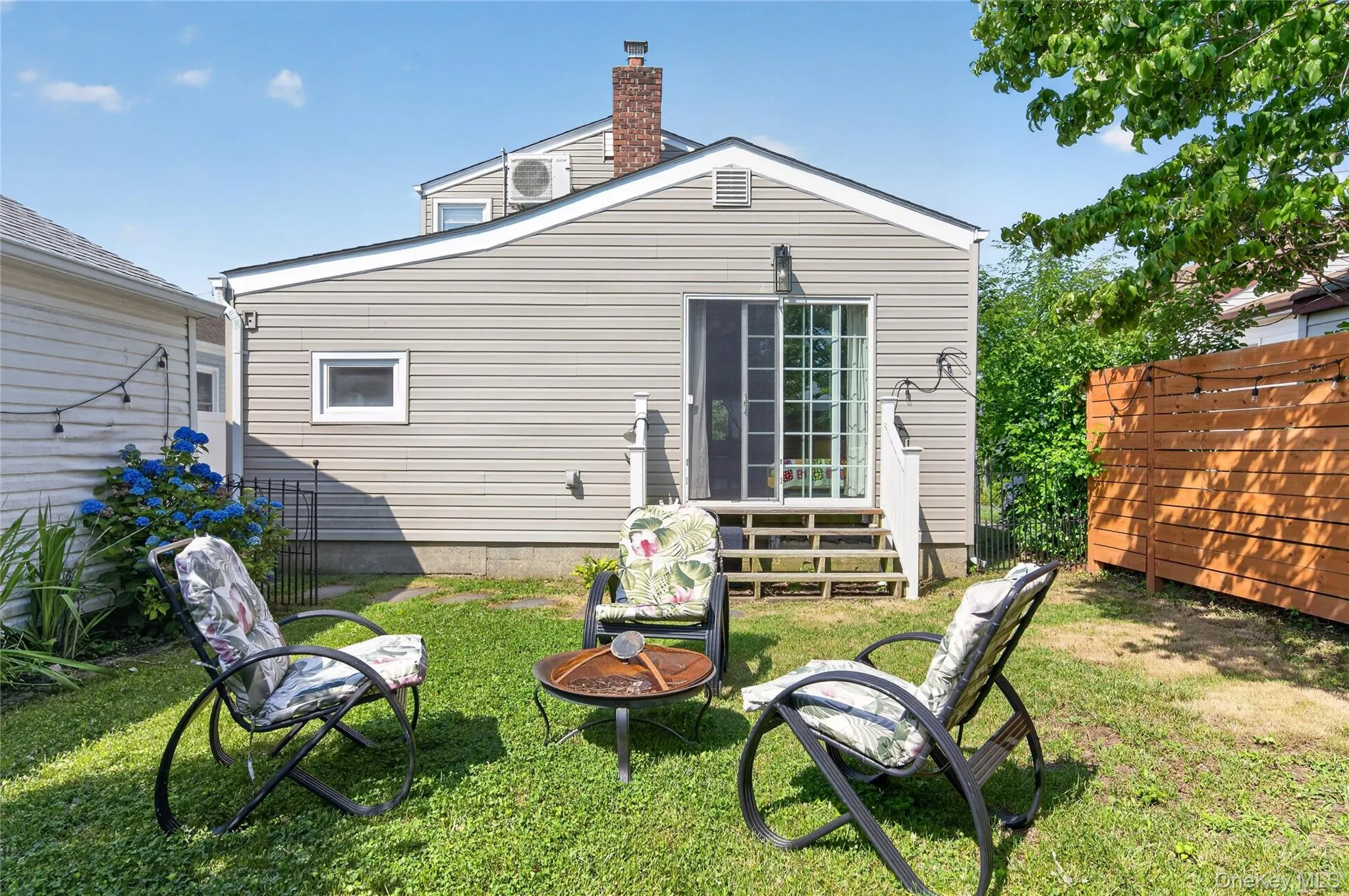 120 Bert Avenue, North Hempstead, NY, 4 Bedrooms Bedrooms, 8 Rooms Rooms,2 BathroomsBathrooms,Residential,For Rent,Bert,0,1024054 120 Bert Avenue, North Hempstead, NY, 4 Bedrooms Bedrooms, 8 Rooms Rooms,2 BathroomsBathrooms,Residential,For Rent,Bert,0,1024054
