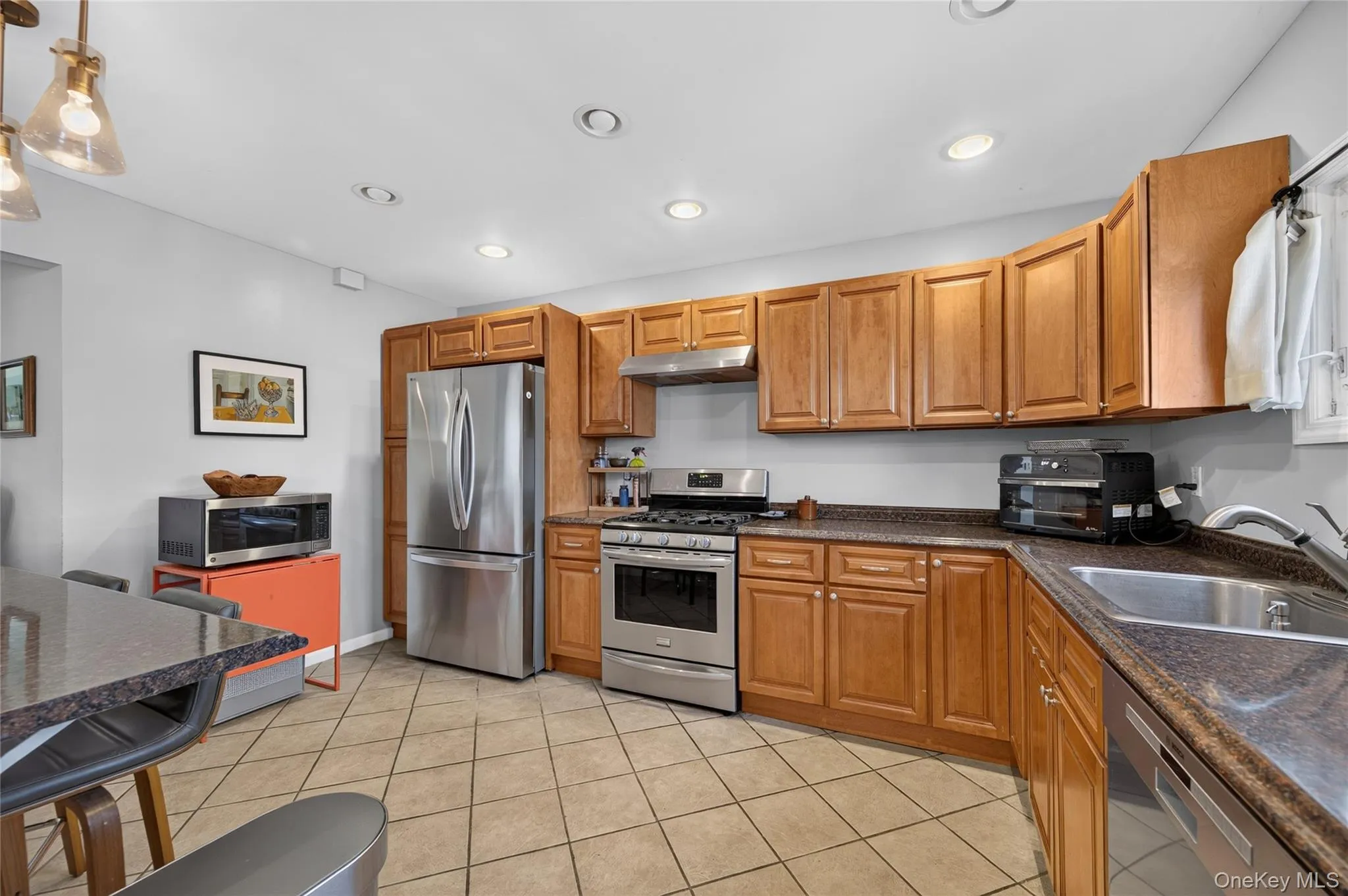 120 Bert Avenue, North Hempstead, NY, 4 Bedrooms Bedrooms, 8 Rooms Rooms,2 BathroomsBathrooms,Residential,For Rent,Bert,0,1024054 120 Bert Avenue, North Hempstead, NY, 4 Bedrooms Bedrooms, 8 Rooms Rooms,2 BathroomsBathrooms,Residential,For Rent,Bert,0,1024054