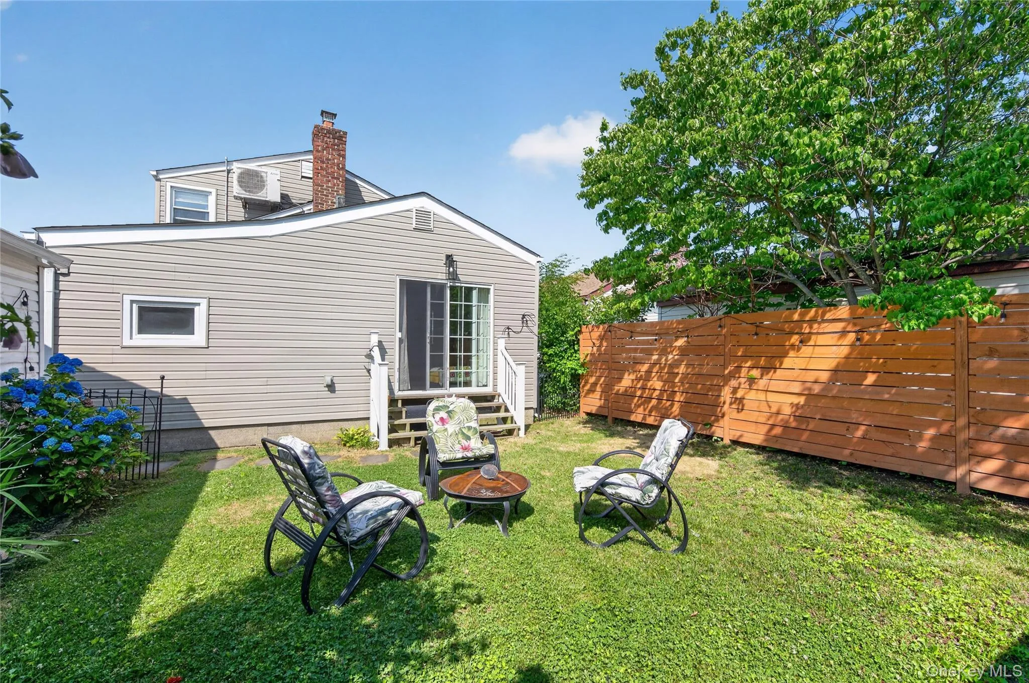 120 Bert Avenue, North Hempstead, NY, 4 Bedrooms Bedrooms, 8 Rooms Rooms,2 BathroomsBathrooms,Residential,For Rent,Bert,0,1024054 120 Bert Avenue, North Hempstead, NY, 4 Bedrooms Bedrooms, 8 Rooms Rooms,2 BathroomsBathrooms,Residential,For Rent,Bert,0,1024054