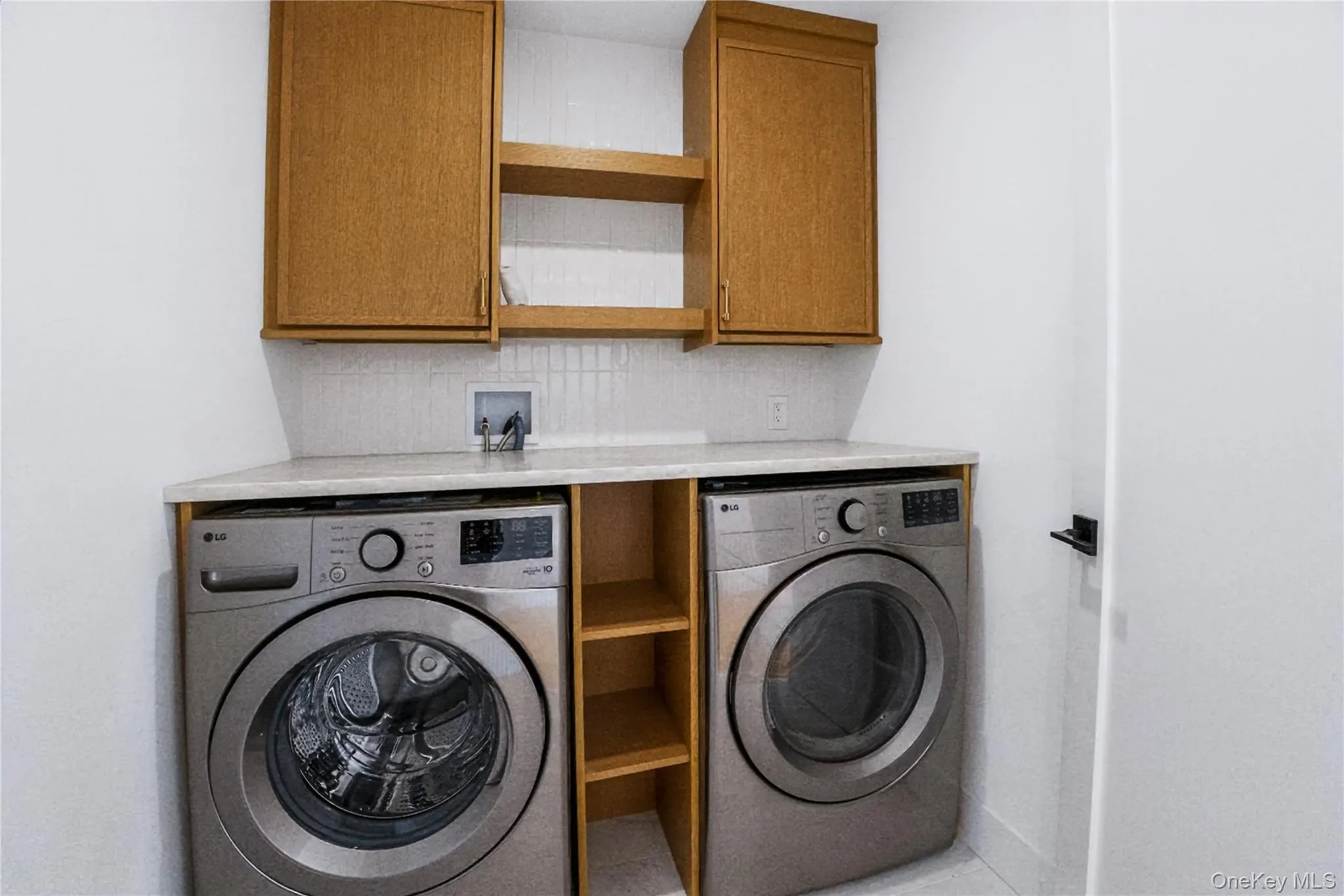 45 Glade Lane, Hempstead, NY, 5 Bedrooms Bedrooms, 8 Rooms Rooms,4 BathroomsBathrooms,Residential,For Rent,Glade,0,1024065 45 Glade Lane, Hempstead, NY, 5 Bedrooms Bedrooms, 8 Rooms Rooms,4 BathroomsBathrooms,Residential,For Rent,Glade,0,1024065