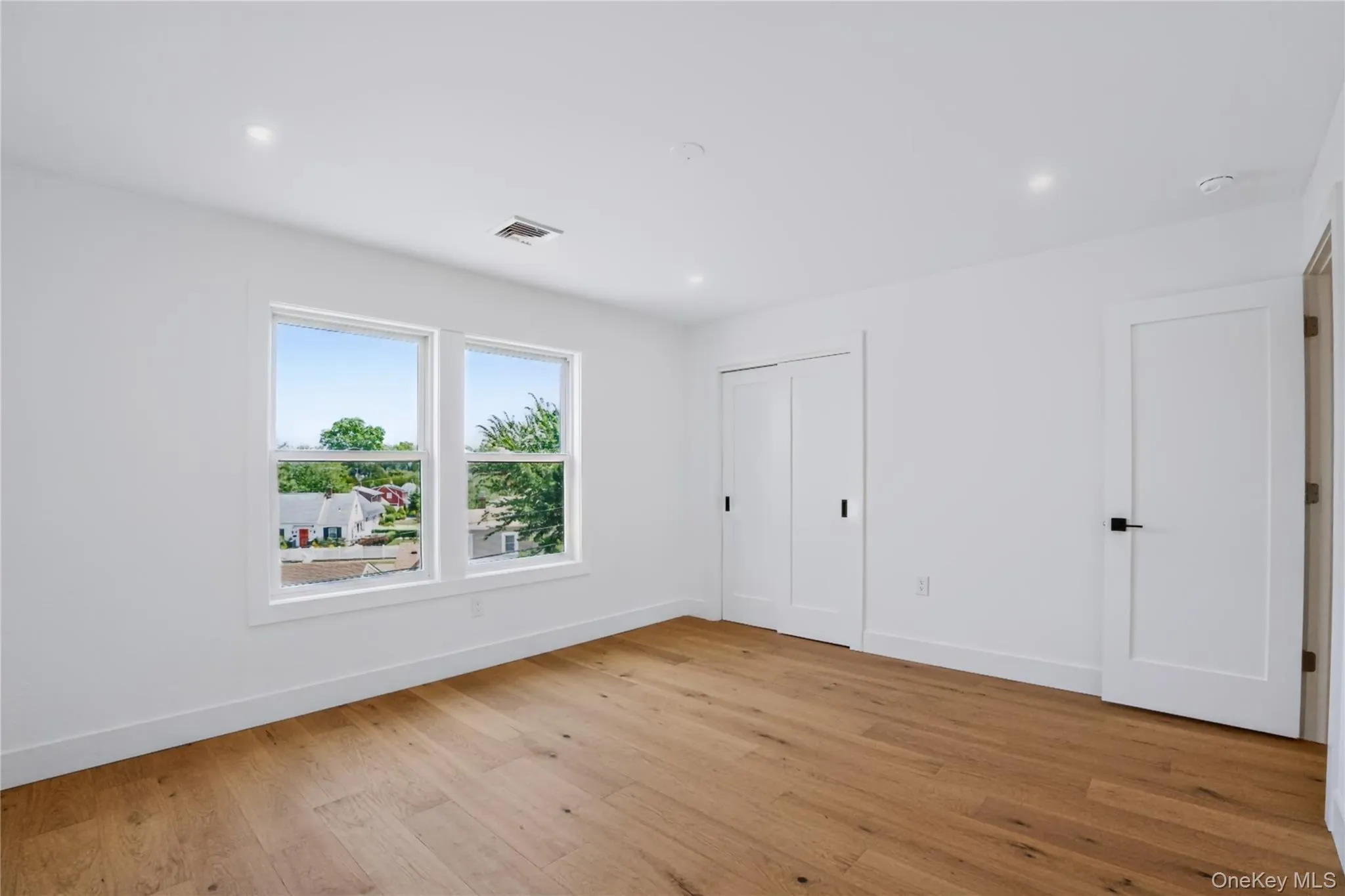 45 Glade Lane, Hempstead, NY, 5 Bedrooms Bedrooms, 8 Rooms Rooms,4 BathroomsBathrooms,Residential,For Rent,Glade,0,1024065 45 Glade Lane, Hempstead, NY, 5 Bedrooms Bedrooms, 8 Rooms Rooms,4 BathroomsBathrooms,Residential,For Rent,Glade,0,1024065