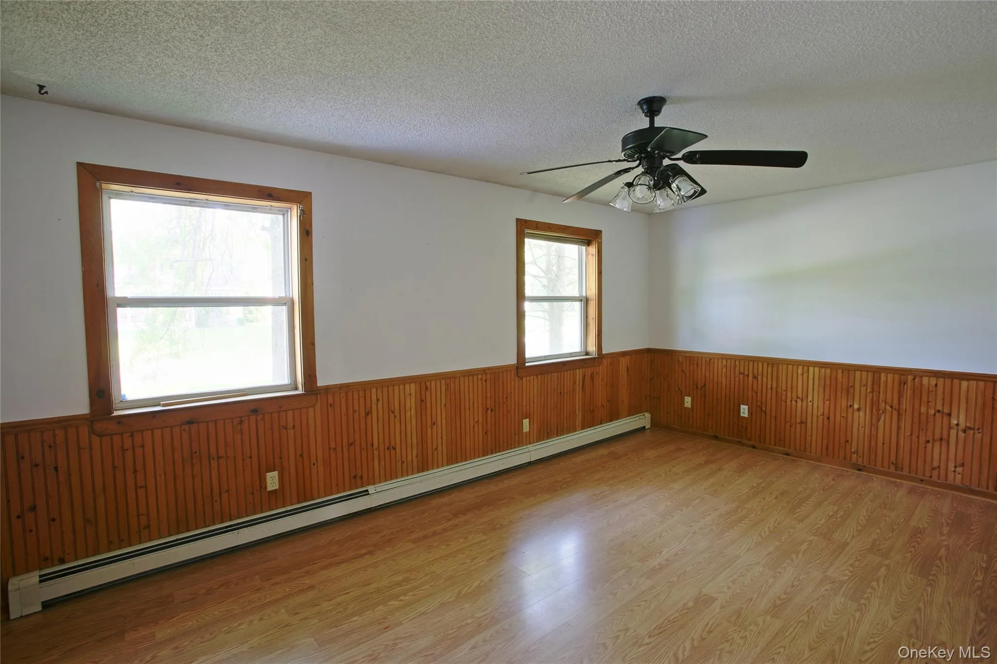 16 Elizabeth Drive, Red Hook, NY, 4 Bedrooms Bedrooms, 7 Rooms Rooms,2 BathroomsBathrooms,Residential,For Rent,Elizabeth,0,1024067 16 Elizabeth Drive, Red Hook, NY, 4 Bedrooms Bedrooms, 7 Rooms Rooms,2 BathroomsBathrooms,Residential,For Rent,Elizabeth,0,1024067