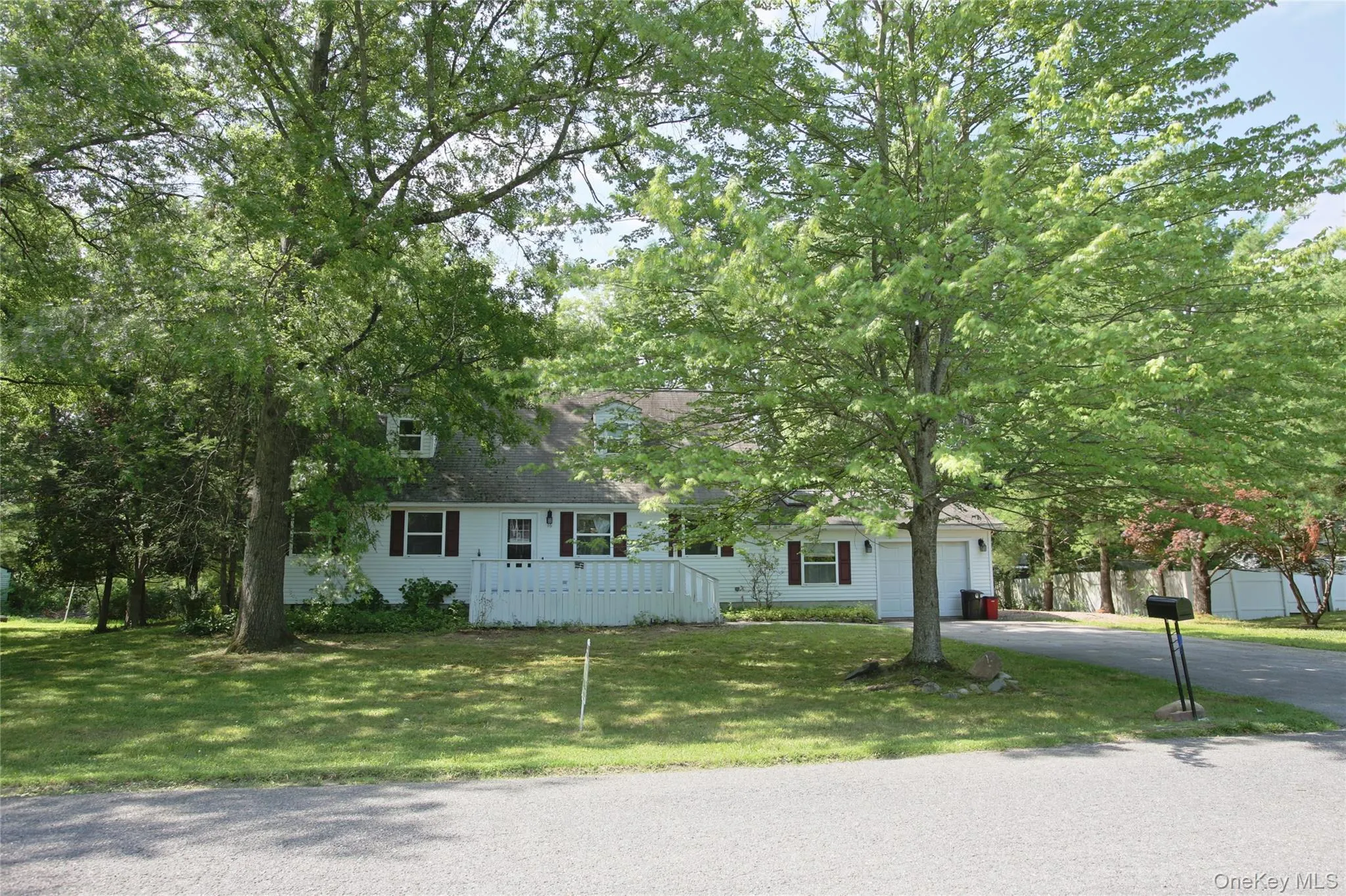16 Elizabeth Drive, Red Hook, NY, 4 Bedrooms Bedrooms, 7 Rooms Rooms,2 BathroomsBathrooms,Residential,For Rent,Elizabeth,0,1024067 16 Elizabeth Drive, Red Hook, NY, 4 Bedrooms Bedrooms, 7 Rooms Rooms,2 BathroomsBathrooms,Residential,For Rent,Elizabeth,0,1024067