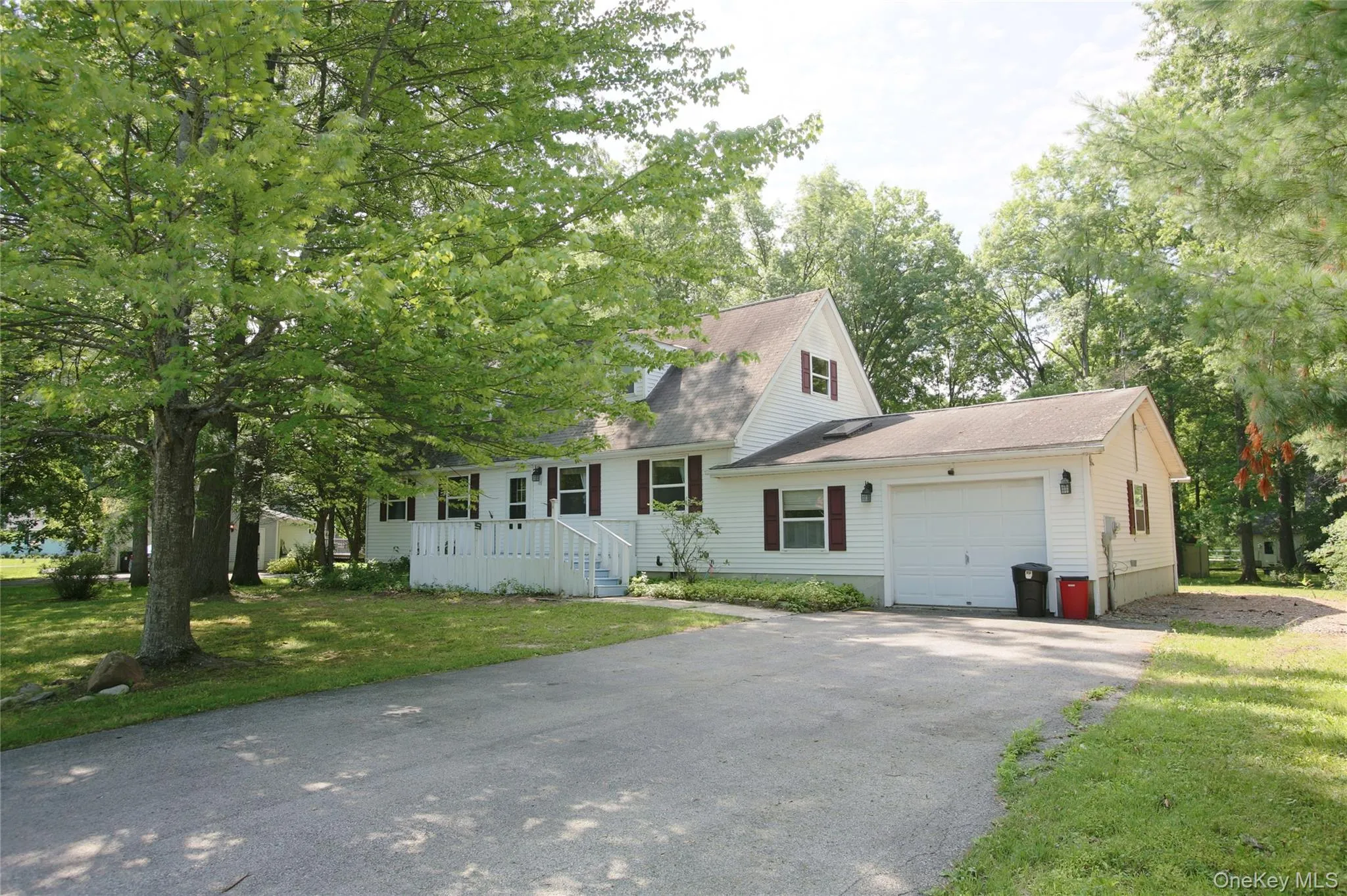 16 Elizabeth Drive, Red Hook, NY, 4 Bedrooms Bedrooms, 7 Rooms Rooms,2 BathroomsBathrooms,Residential,For Rent,Elizabeth,0,1024067 16 Elizabeth Drive, Red Hook, NY, 4 Bedrooms Bedrooms, 7 Rooms Rooms,2 BathroomsBathrooms,Residential,For Rent,Elizabeth,0,1024067
