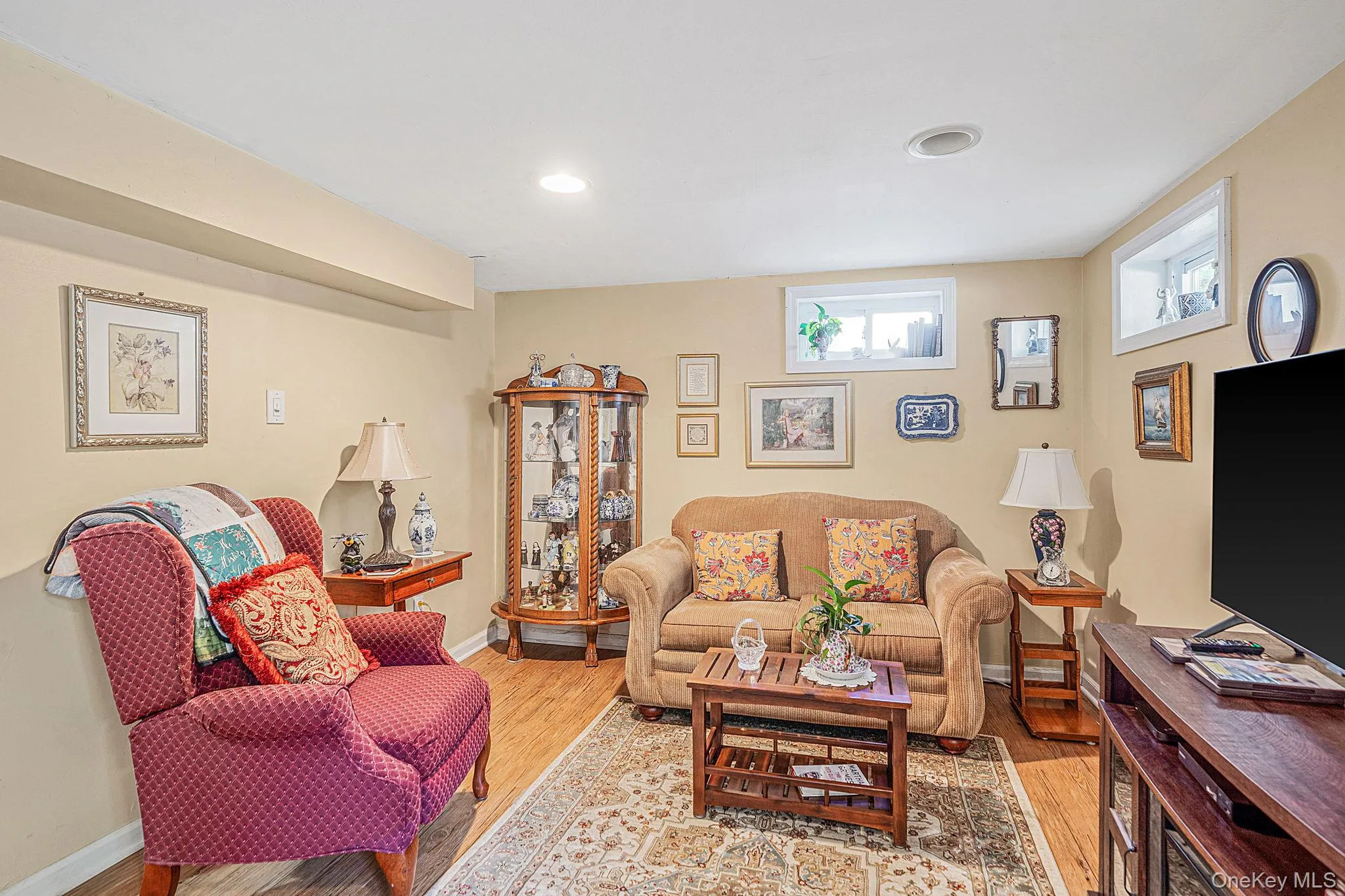 31 Sarah Drive, Brookhaven, NY, 3 Bedrooms Bedrooms, 6 Rooms Rooms,2 BathroomsBathrooms,Residential,For Rent,Sarah,0,1024068 31 Sarah Drive, Brookhaven, NY, 3 Bedrooms Bedrooms, 6 Rooms Rooms,2 BathroomsBathrooms,Residential,For Rent,Sarah,0,1024068