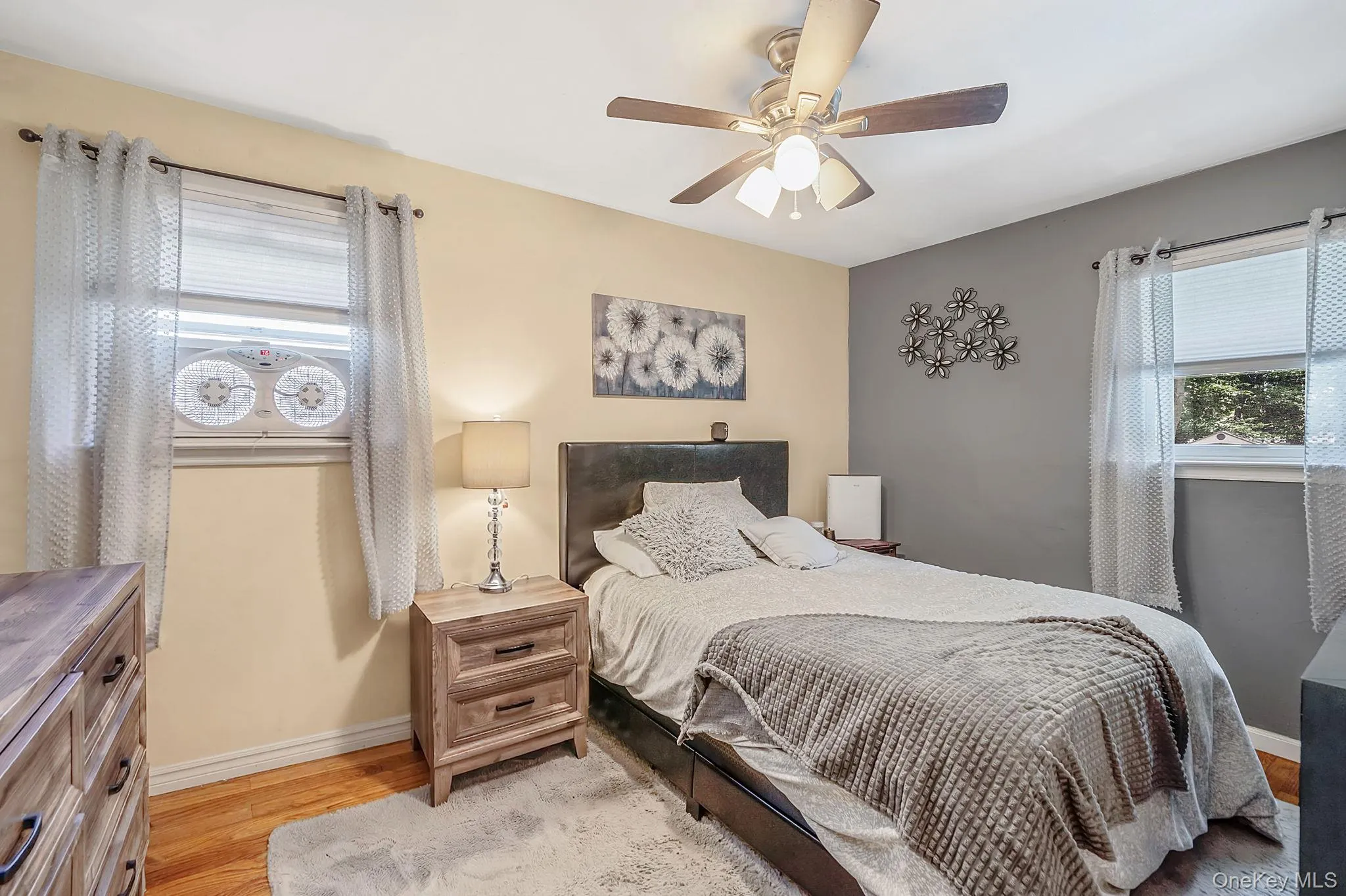 31 Sarah Drive, Brookhaven, NY, 3 Bedrooms Bedrooms, 6 Rooms Rooms,2 BathroomsBathrooms,Residential,For Rent,Sarah,0,1024068 31 Sarah Drive, Brookhaven, NY, 3 Bedrooms Bedrooms, 6 Rooms Rooms,2 BathroomsBathrooms,Residential,For Rent,Sarah,0,1024068