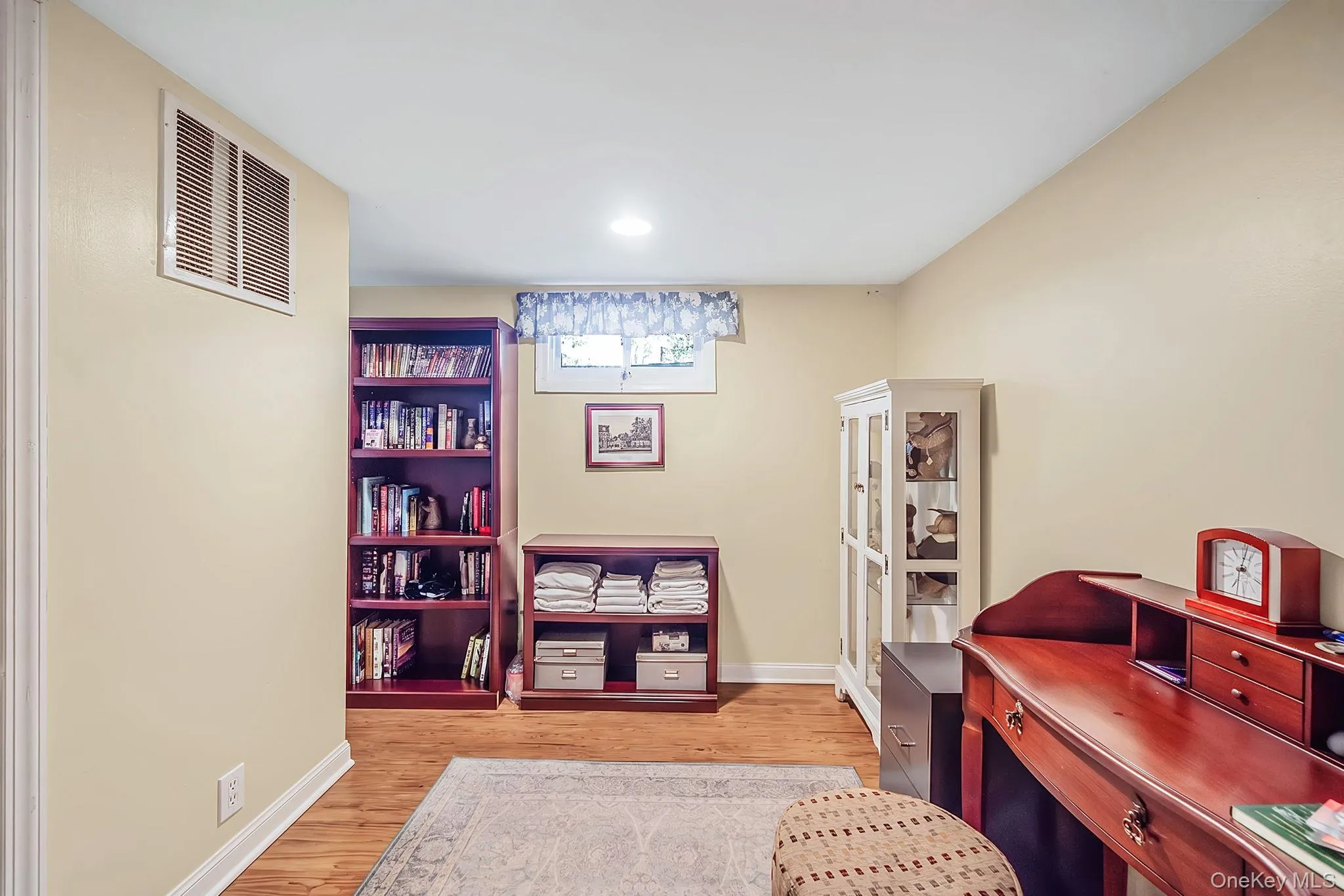 31 Sarah Drive, Brookhaven, NY, 3 Bedrooms Bedrooms, 6 Rooms Rooms,2 BathroomsBathrooms,Residential,For Rent,Sarah,0,1024068 31 Sarah Drive, Brookhaven, NY, 3 Bedrooms Bedrooms, 6 Rooms Rooms,2 BathroomsBathrooms,Residential,For Rent,Sarah,0,1024068