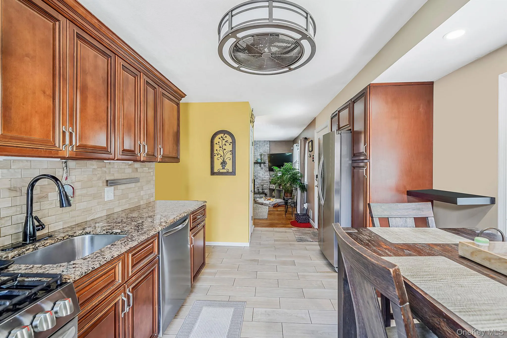 31 Sarah Drive, Brookhaven, NY, 3 Bedrooms Bedrooms, 6 Rooms Rooms,2 BathroomsBathrooms,Residential,For Rent,Sarah,0,1024068 31 Sarah Drive, Brookhaven, NY, 3 Bedrooms Bedrooms, 6 Rooms Rooms,2 BathroomsBathrooms,Residential,For Rent,Sarah,0,1024068