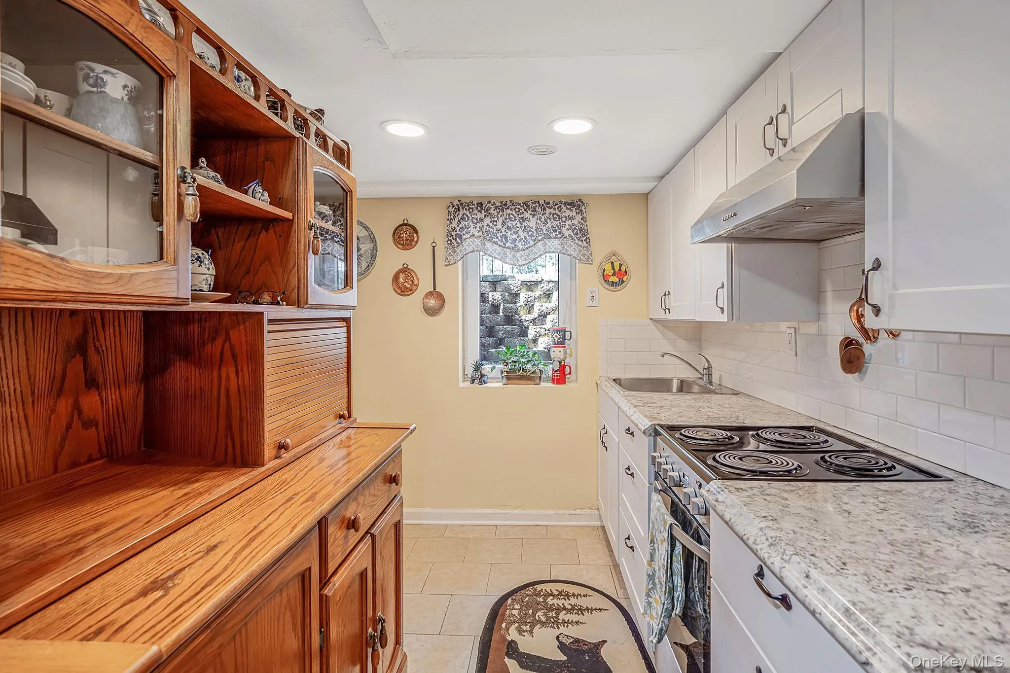 31 Sarah Drive, Brookhaven, NY, 3 Bedrooms Bedrooms, 6 Rooms Rooms,2 BathroomsBathrooms,Residential,For Rent,Sarah,0,1024068 31 Sarah Drive, Brookhaven, NY, 3 Bedrooms Bedrooms, 6 Rooms Rooms,2 BathroomsBathrooms,Residential,For Rent,Sarah,0,1024068