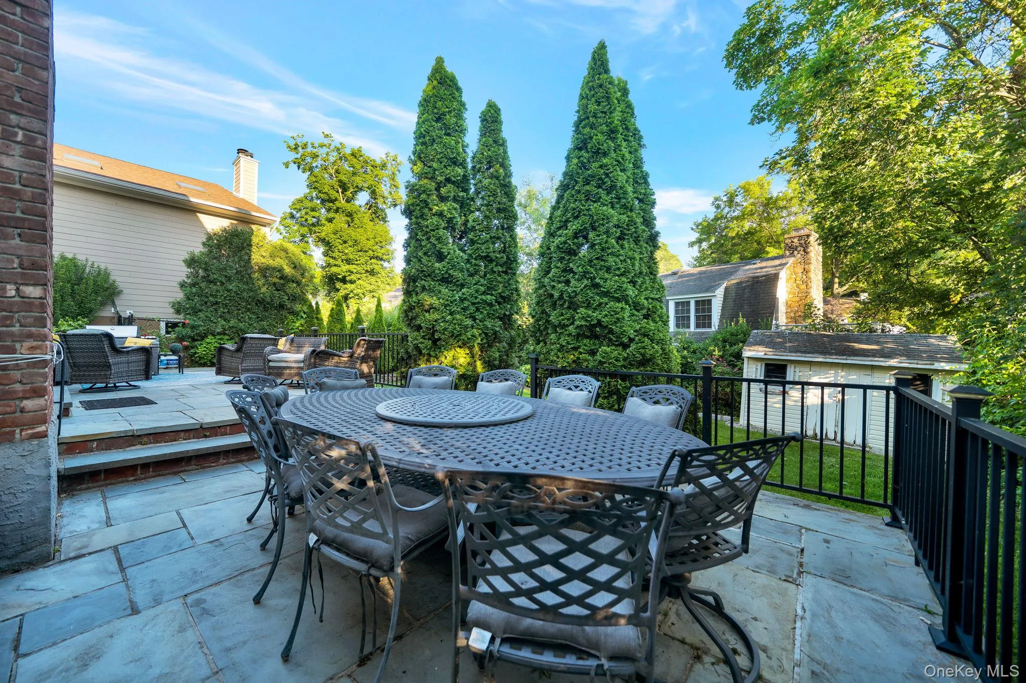 36 Combes Drive, North Hempstead, NY, 4 Bedrooms Bedrooms, 8 Rooms Rooms,2 BathroomsBathrooms,Residential,For Rent,Combes,0,1024069 36 Combes Drive, North Hempstead, NY, 4 Bedrooms Bedrooms, 8 Rooms Rooms,2 BathroomsBathrooms,Residential,For Rent,Combes,0,1024069