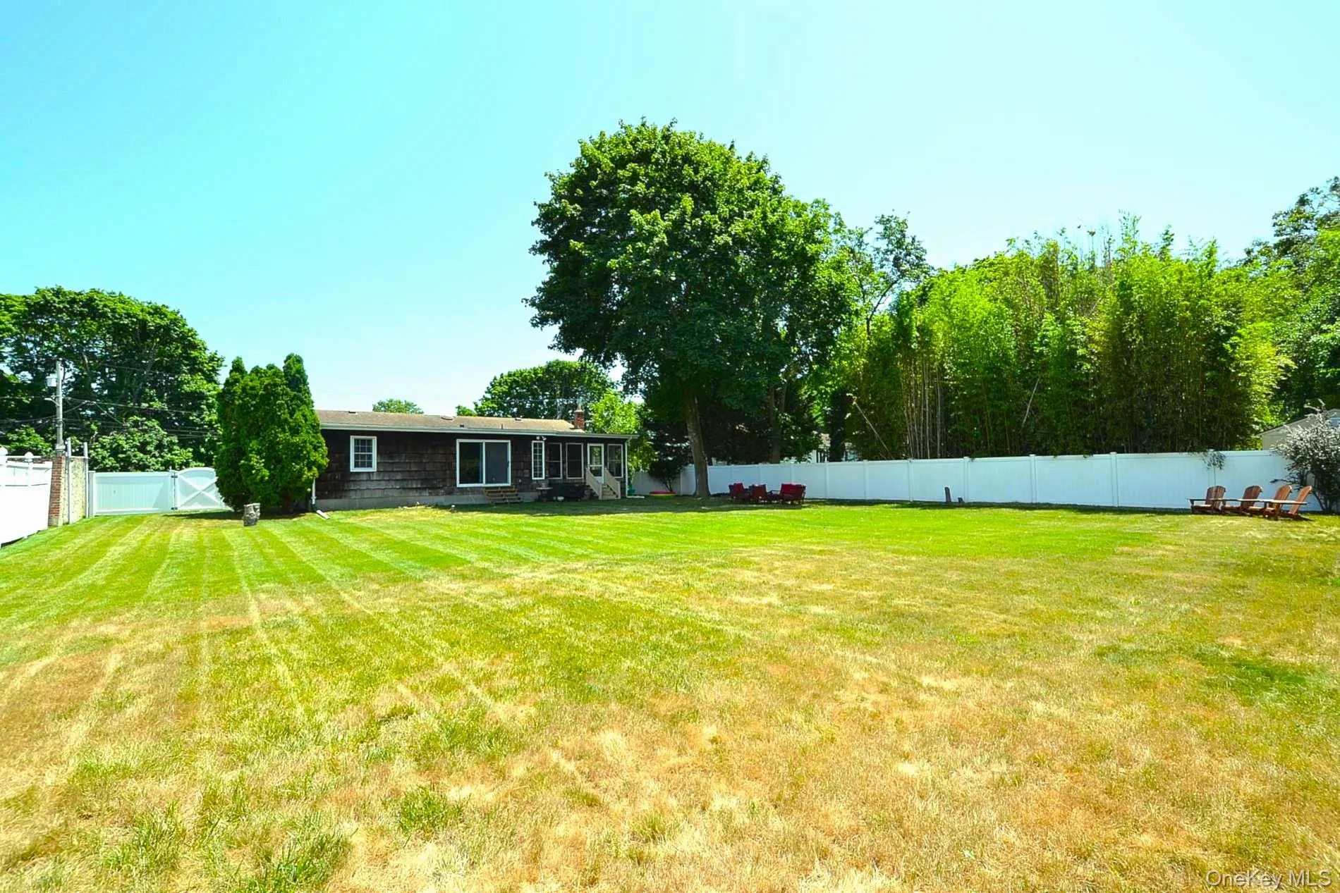 190 Pine Neck Avenue, Brookhaven, NY, 4 Bedrooms Bedrooms, 8 Rooms Rooms,1 BathroomBathrooms,Residential,For Rent,Pine Neck,0,1024074 190 Pine Neck Avenue, Brookhaven, NY, 4 Bedrooms Bedrooms, 8 Rooms Rooms,1 BathroomBathrooms,Residential,For Rent,Pine Neck,0,1024074