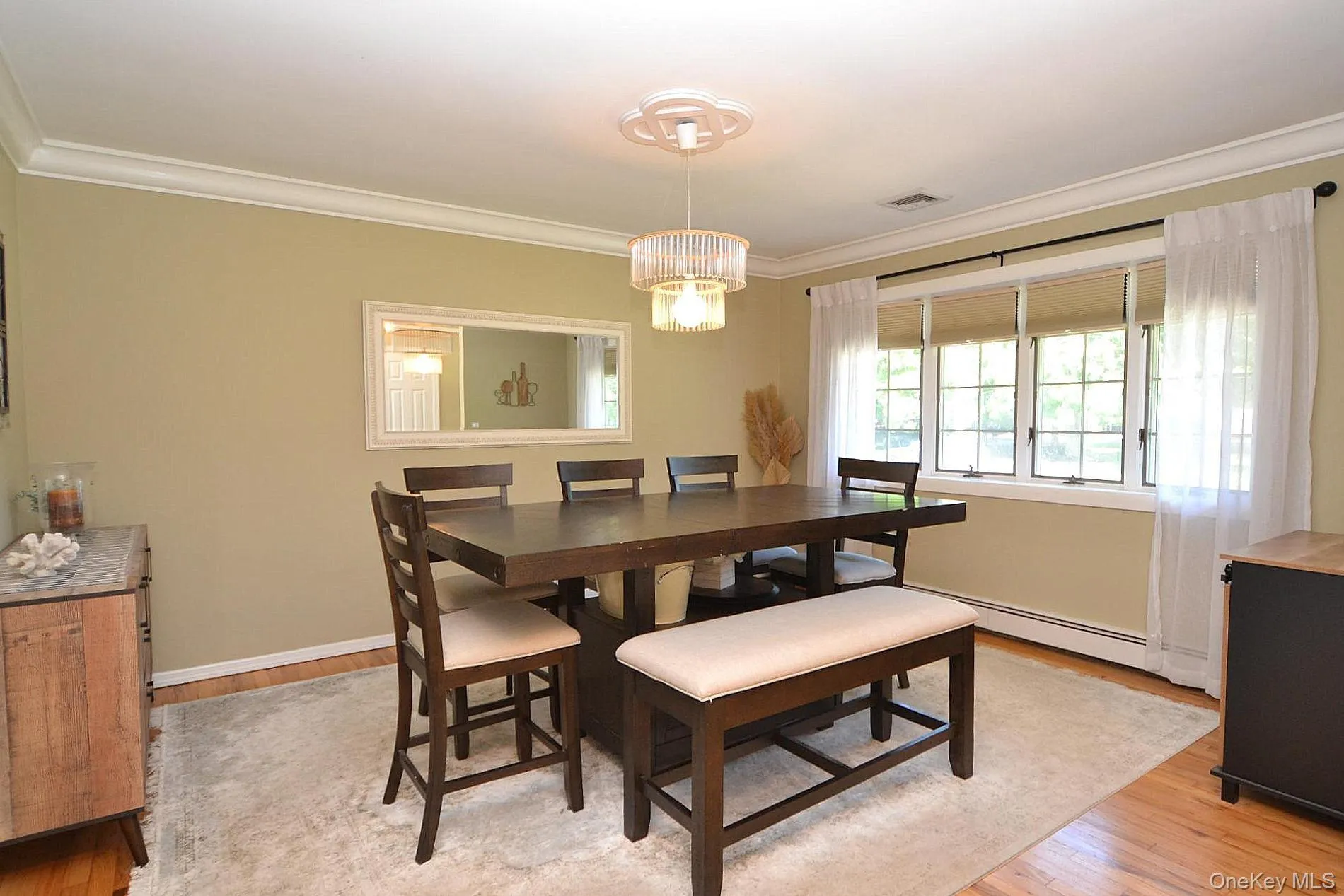 190 Pine Neck Avenue, Brookhaven, NY, 4 Bedrooms Bedrooms, 8 Rooms Rooms,1 BathroomBathrooms,Residential,For Rent,Pine Neck,0,1024074 190 Pine Neck Avenue, Brookhaven, NY, 4 Bedrooms Bedrooms, 8 Rooms Rooms,1 BathroomBathrooms,Residential,For Rent,Pine Neck,0,1024074