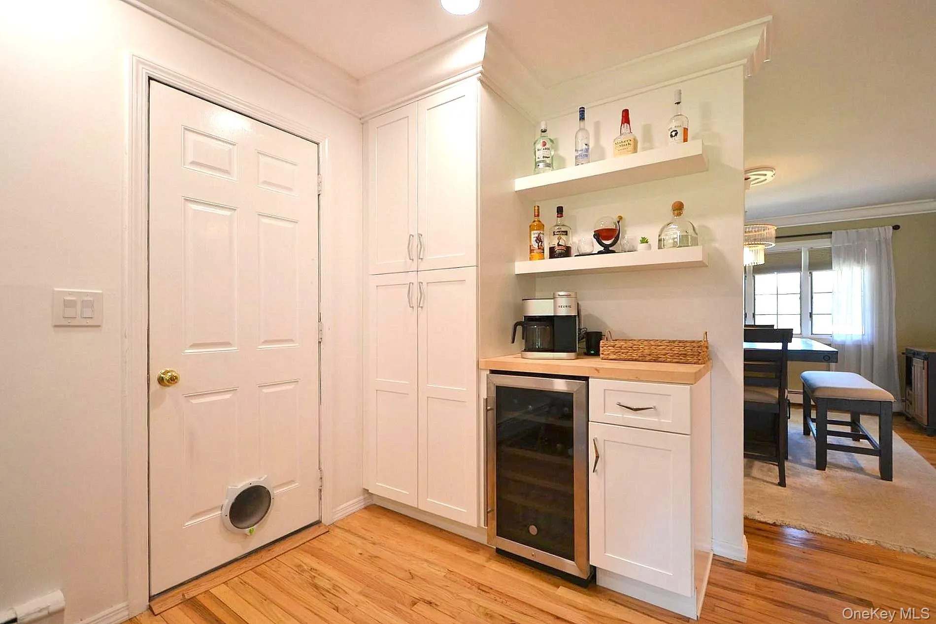 190 Pine Neck Avenue, Brookhaven, NY, 4 Bedrooms Bedrooms, 8 Rooms Rooms,1 BathroomBathrooms,Residential,For Rent,Pine Neck,0,1024074 190 Pine Neck Avenue, Brookhaven, NY, 4 Bedrooms Bedrooms, 8 Rooms Rooms,1 BathroomBathrooms,Residential,For Rent,Pine Neck,0,1024074