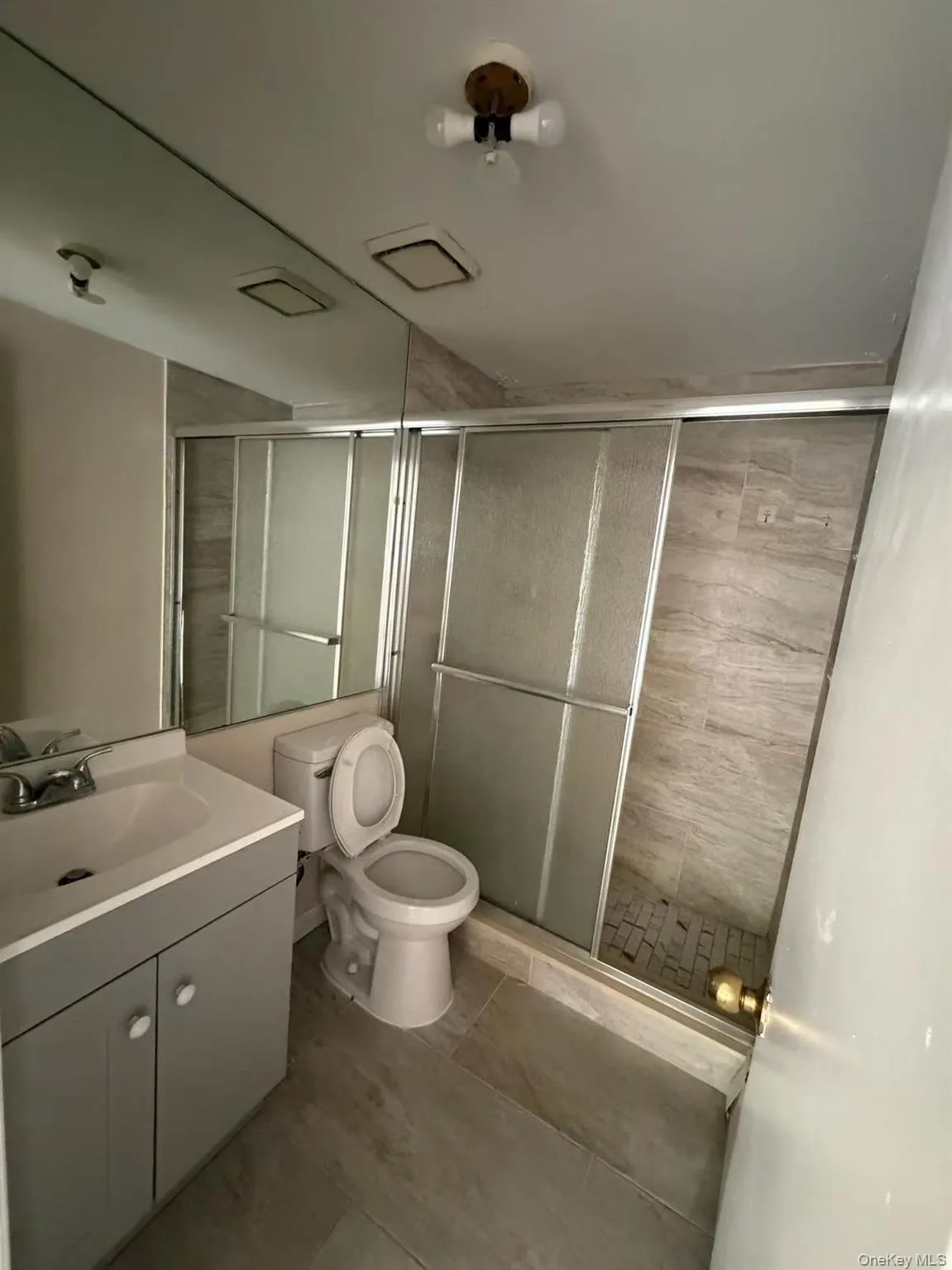 425 Old Town Road, Brookhaven, NY, 2 Bedrooms Bedrooms, 6 Rooms Rooms,2 BathroomsBathrooms,Residential Lease,For Rent,Old Town,0,1024076 425 Old Town Road, Brookhaven, NY, 2 Bedrooms Bedrooms, 6 Rooms Rooms,2 BathroomsBathrooms,Residential Lease,For Rent,Old Town,0,1024076