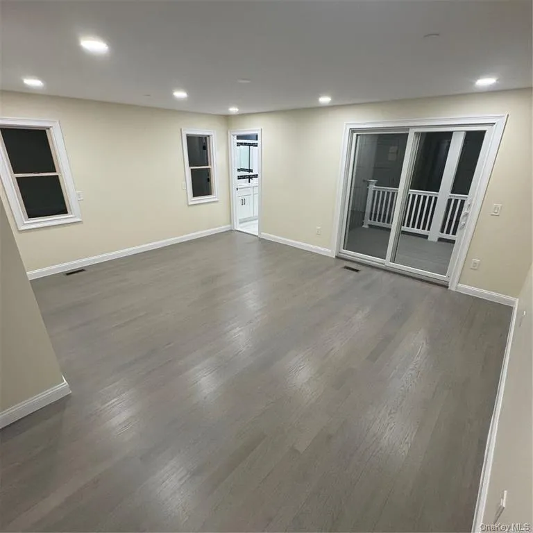 517 Monroe Boulevard, Long Beach, NY, 3 Bedrooms Bedrooms, 7 Rooms Rooms,2 BathroomsBathrooms,Residential Lease,For Rent,Monroe,0,1024080 517 Monroe Boulevard, Long Beach, NY, 3 Bedrooms Bedrooms, 7 Rooms Rooms,2 BathroomsBathrooms,Residential Lease,For Rent,Monroe,0,1024080