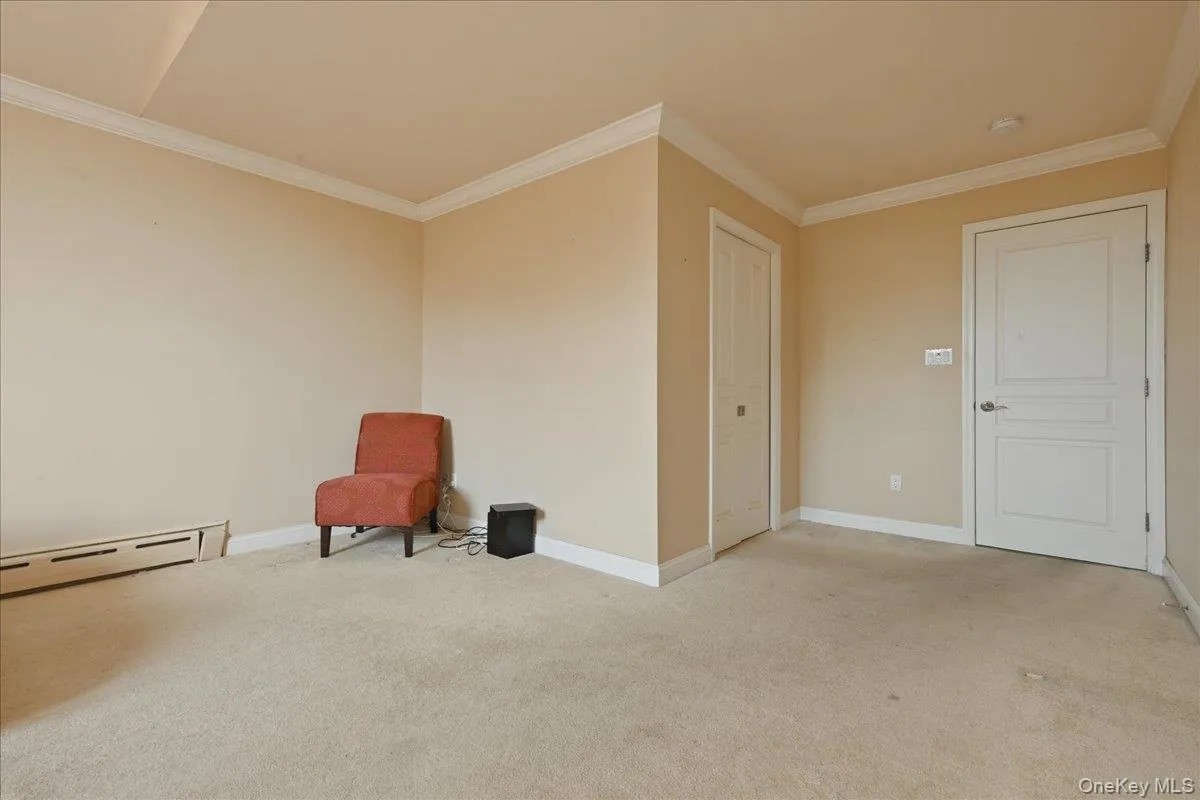 672 Westbury Avenue, North Hempstead, NY, 4 Bedrooms Bedrooms, 8 Rooms Rooms,2 BathroomsBathrooms,Residential,For Rent,Westbury,0,1024082 672 Westbury Avenue, North Hempstead, NY, 4 Bedrooms Bedrooms, 8 Rooms Rooms,2 BathroomsBathrooms,Residential,For Rent,Westbury,0,1024082