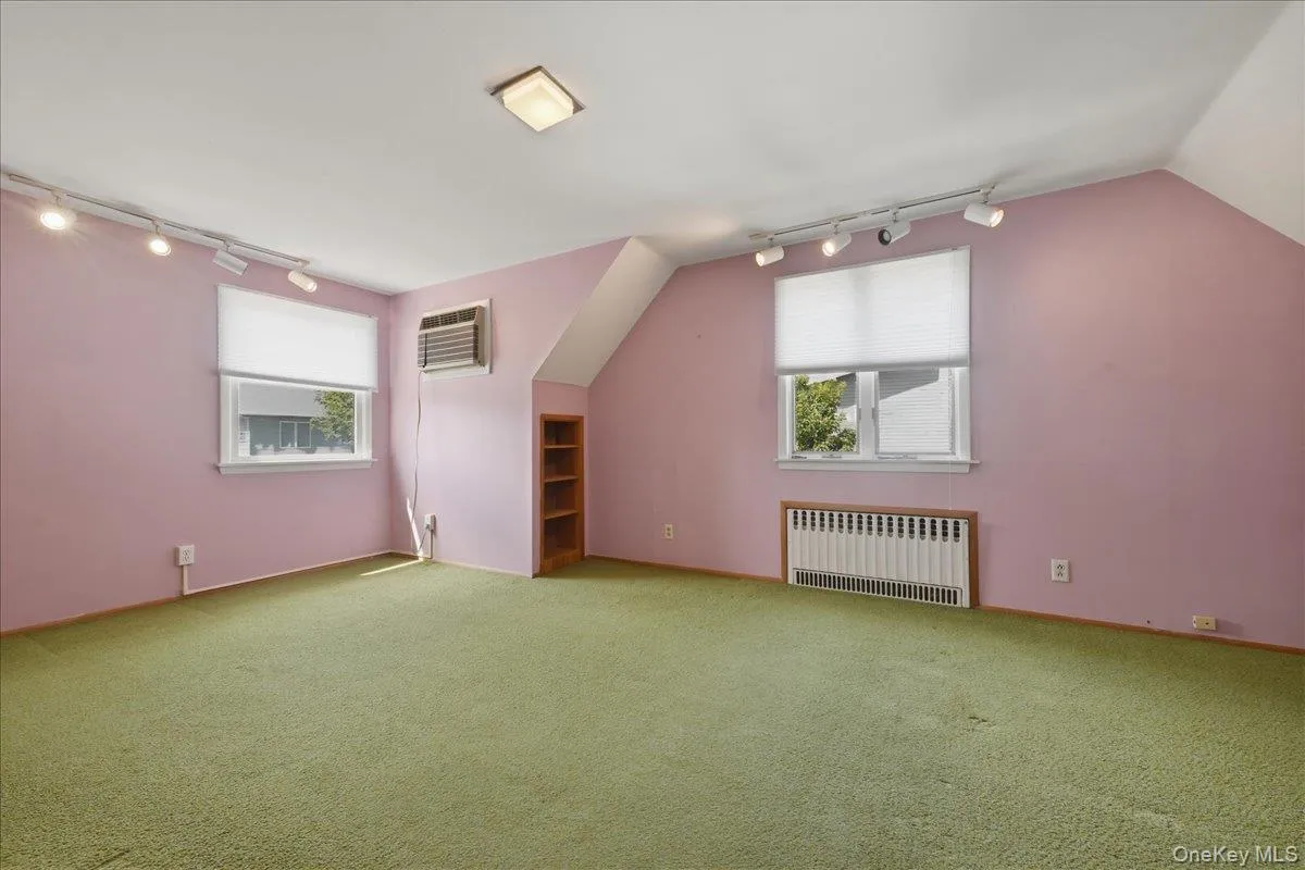 672 Westbury Avenue, North Hempstead, NY, 4 Bedrooms Bedrooms, 8 Rooms Rooms,2 BathroomsBathrooms,Residential,For Rent,Westbury,0,1024082 672 Westbury Avenue, North Hempstead, NY, 4 Bedrooms Bedrooms, 8 Rooms Rooms,2 BathroomsBathrooms,Residential,For Rent,Westbury,0,1024082
