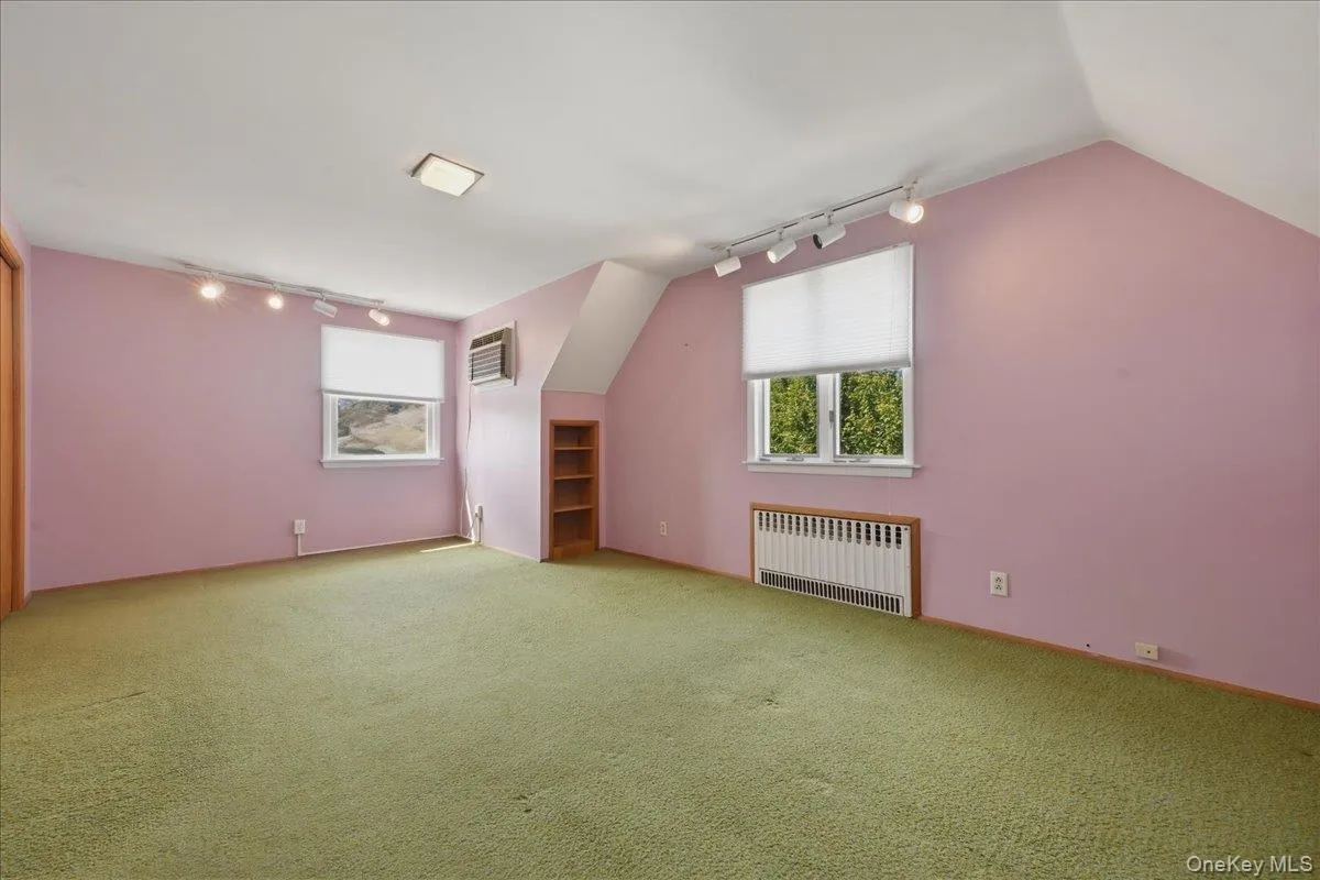 672 Westbury Avenue, North Hempstead, NY, 4 Bedrooms Bedrooms, 8 Rooms Rooms,2 BathroomsBathrooms,Residential,For Rent,Westbury,0,1024082 672 Westbury Avenue, North Hempstead, NY, 4 Bedrooms Bedrooms, 8 Rooms Rooms,2 BathroomsBathrooms,Residential,For Rent,Westbury,0,1024082