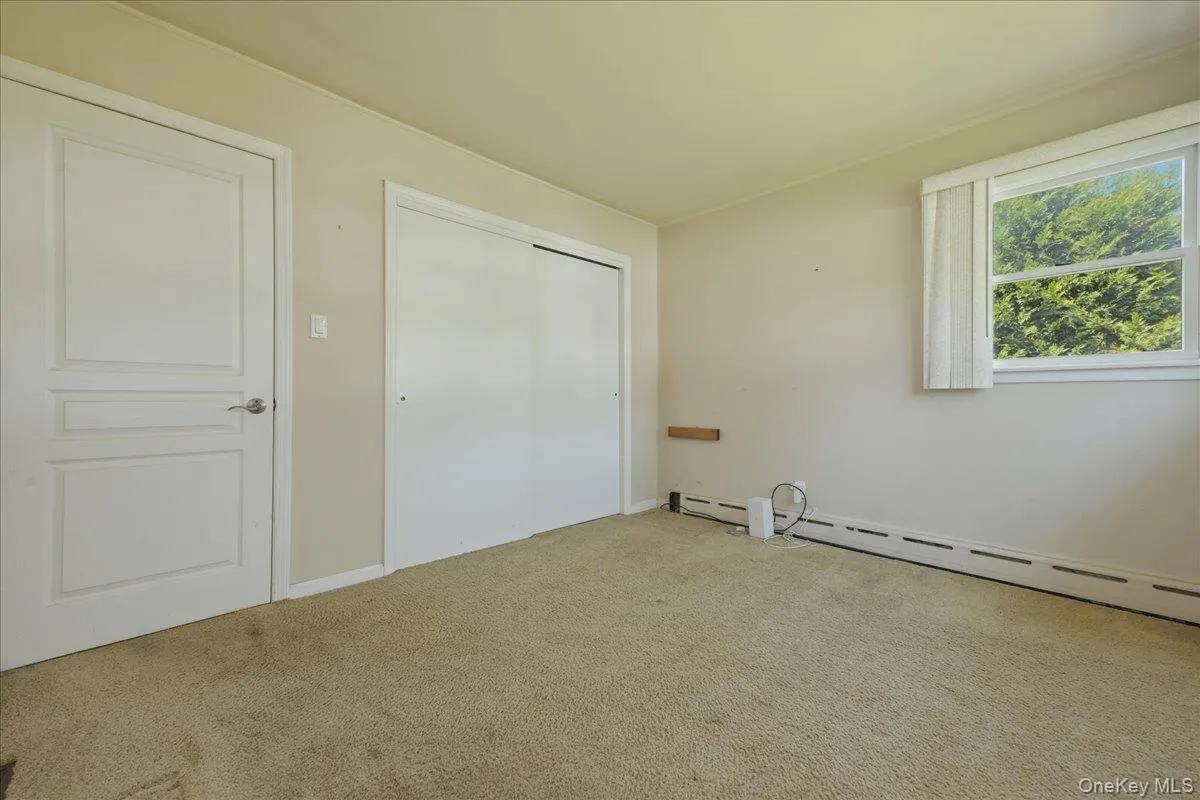 672 Westbury Avenue, North Hempstead, NY, 4 Bedrooms Bedrooms, 8 Rooms Rooms,2 BathroomsBathrooms,Residential,For Rent,Westbury,0,1024082 672 Westbury Avenue, North Hempstead, NY, 4 Bedrooms Bedrooms, 8 Rooms Rooms,2 BathroomsBathrooms,Residential,For Rent,Westbury,0,1024082