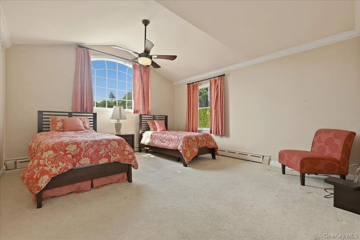 672 Westbury Avenue, North Hempstead, NY, 4 Bedrooms Bedrooms, 8 Rooms Rooms,2 BathroomsBathrooms,Residential,For Rent,Westbury,0,1024082 672 Westbury Avenue, North Hempstead, NY, 4 Bedrooms Bedrooms, 8 Rooms Rooms,2 BathroomsBathrooms,Residential,For Rent,Westbury,0,1024082