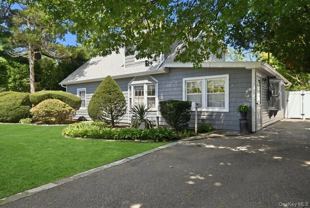 635 Whittier Street, Hempstead, NY, 3 Bedrooms Bedrooms, 7 Rooms Rooms,2 BathroomsBathrooms,Residential,For Rent,Whittier,0,1024083 635 Whittier Street, Hempstead, NY, 3 Bedrooms Bedrooms, 7 Rooms Rooms,2 BathroomsBathrooms,Residential,For Rent,Whittier,0,1024083