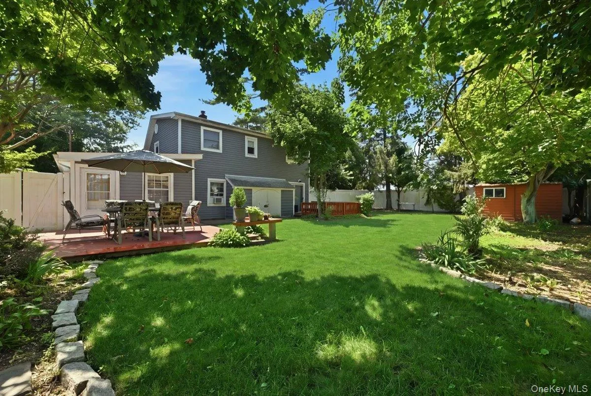 635 Whittier Street, Hempstead, NY, 3 Bedrooms Bedrooms, 7 Rooms Rooms,2 BathroomsBathrooms,Residential,For Rent,Whittier,0,1024083 635 Whittier Street, Hempstead, NY, 3 Bedrooms Bedrooms, 7 Rooms Rooms,2 BathroomsBathrooms,Residential,For Rent,Whittier,0,1024083