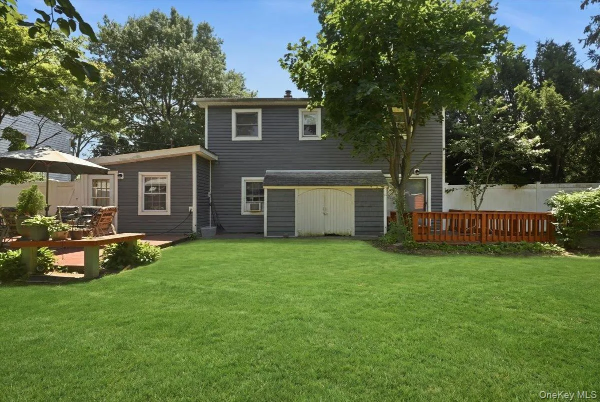635 Whittier Street, Hempstead, NY, 3 Bedrooms Bedrooms, 7 Rooms Rooms,2 BathroomsBathrooms,Residential,For Rent,Whittier,0,1024083 635 Whittier Street, Hempstead, NY, 3 Bedrooms Bedrooms, 7 Rooms Rooms,2 BathroomsBathrooms,Residential,For Rent,Whittier,0,1024083