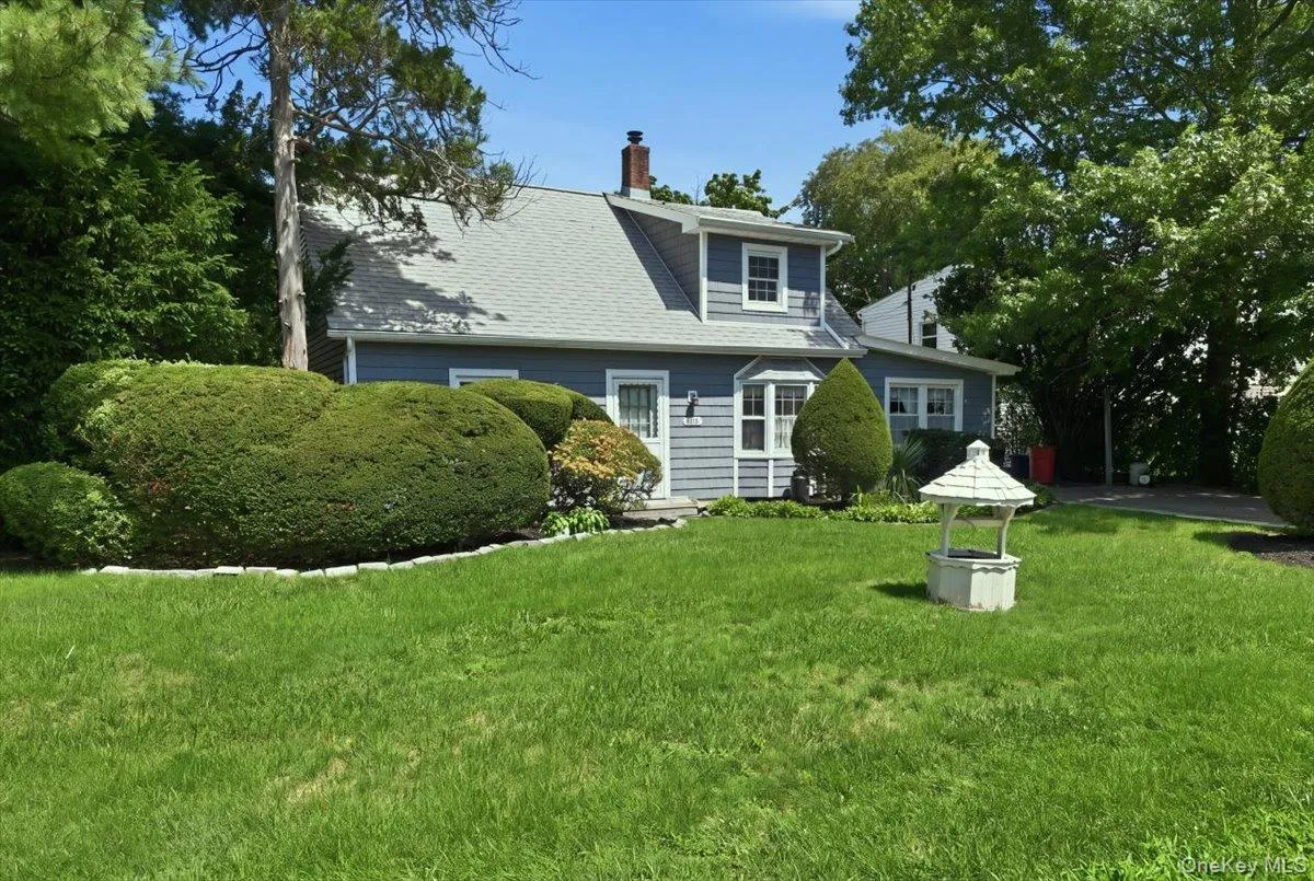 635 Whittier Street, Hempstead, NY, 3 Bedrooms Bedrooms, 7 Rooms Rooms,2 BathroomsBathrooms,Residential,For Rent,Whittier,0,1024083 635 Whittier Street, Hempstead, NY, 3 Bedrooms Bedrooms, 7 Rooms Rooms,2 BathroomsBathrooms,Residential,For Rent,Whittier,0,1024083