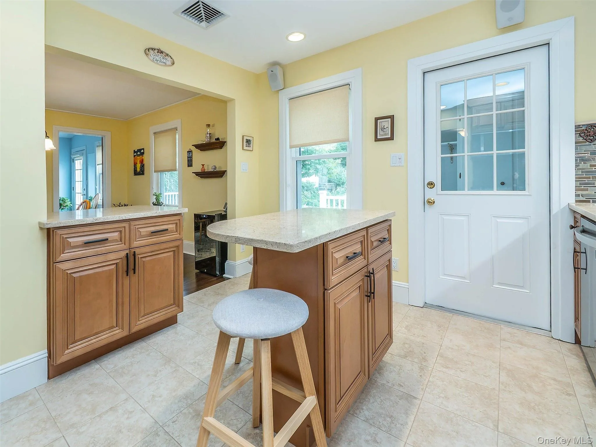 1 Raymond Street, Glen Cove, NY, 4 Bedrooms Bedrooms, 8 Rooms Rooms,3 BathroomsBathrooms,Residential,For Rent,Raymond,0,1024085 1 Raymond Street, Glen Cove, NY, 4 Bedrooms Bedrooms, 8 Rooms Rooms,3 BathroomsBathrooms,Residential,For Rent,Raymond,0,1024085
