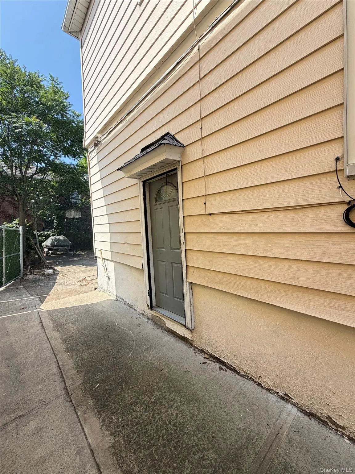 4404 Clarendon Road, New York, NY, 4 Bedrooms Bedrooms, 9 Rooms Rooms,1 BathroomBathrooms,Residential,For Rent,Clarendon,0,1024089 4404 Clarendon Road, New York, NY, 4 Bedrooms Bedrooms, 9 Rooms Rooms,1 BathroomBathrooms,Residential,For Rent,Clarendon,0,1024089