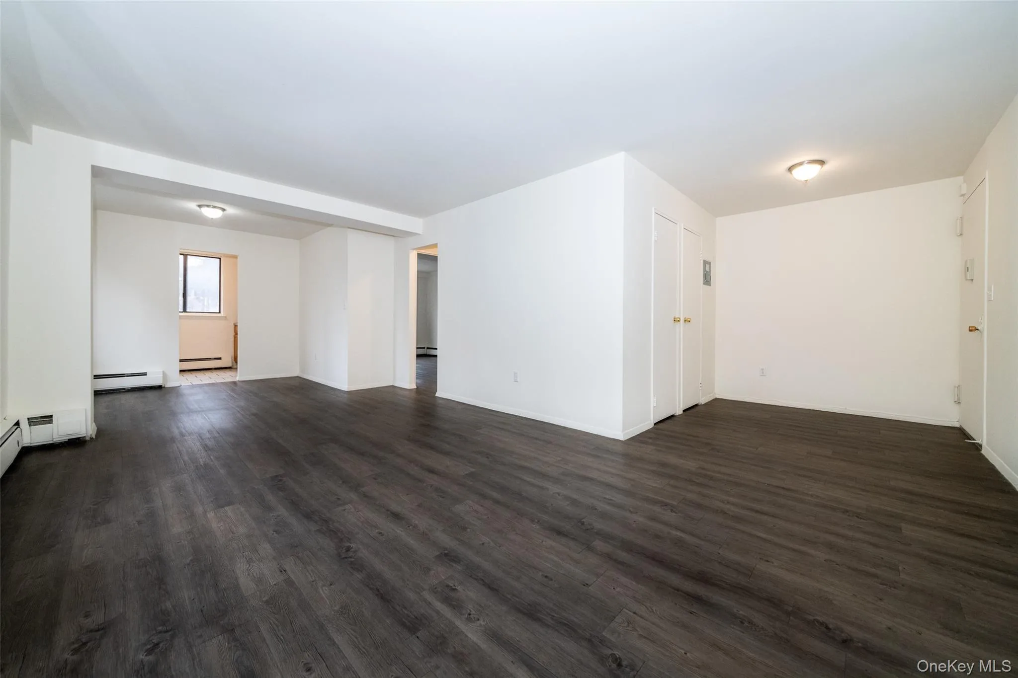 7 Lake Street, White Plains, NY, 1 Bedroom Bedrooms, 4 Rooms Rooms,1 BathroomBathrooms,Residential Lease,For Rent,Lake,0,1024091 7 Lake Street, White Plains, NY, 1 Bedroom Bedrooms, 4 Rooms Rooms,1 BathroomBathrooms,Residential Lease,For Rent,Lake,0,1024091