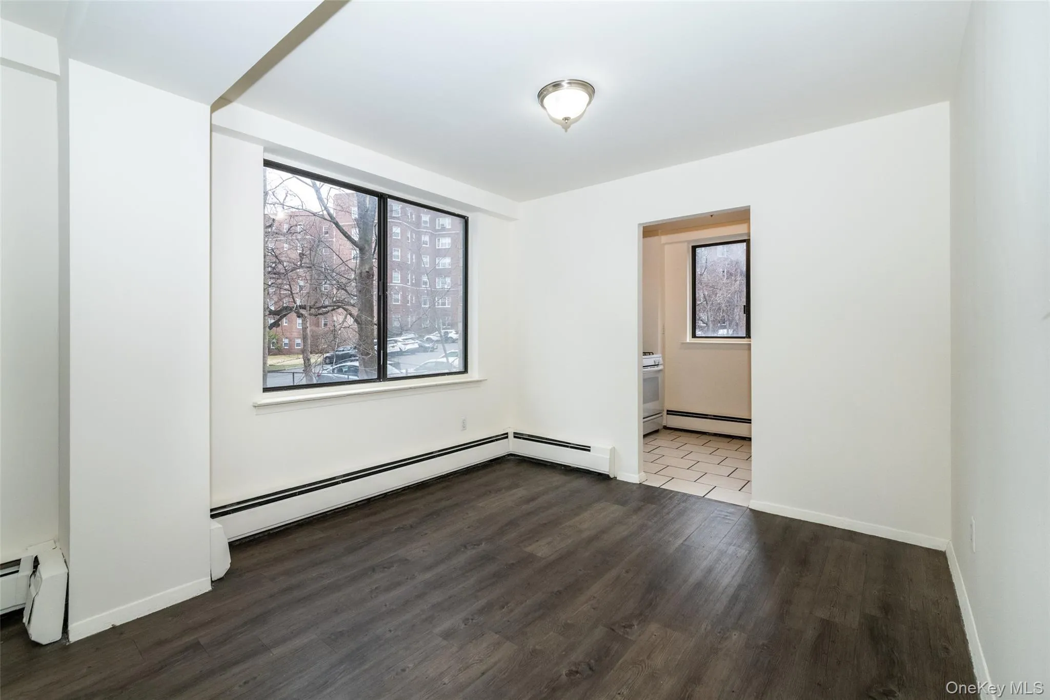 7 Lake Street, White Plains, NY, 1 Bedroom Bedrooms, 4 Rooms Rooms,1 BathroomBathrooms,Residential Lease,For Rent,Lake,0,1024091 7 Lake Street, White Plains, NY, 1 Bedroom Bedrooms, 4 Rooms Rooms,1 BathroomBathrooms,Residential Lease,For Rent,Lake,0,1024091