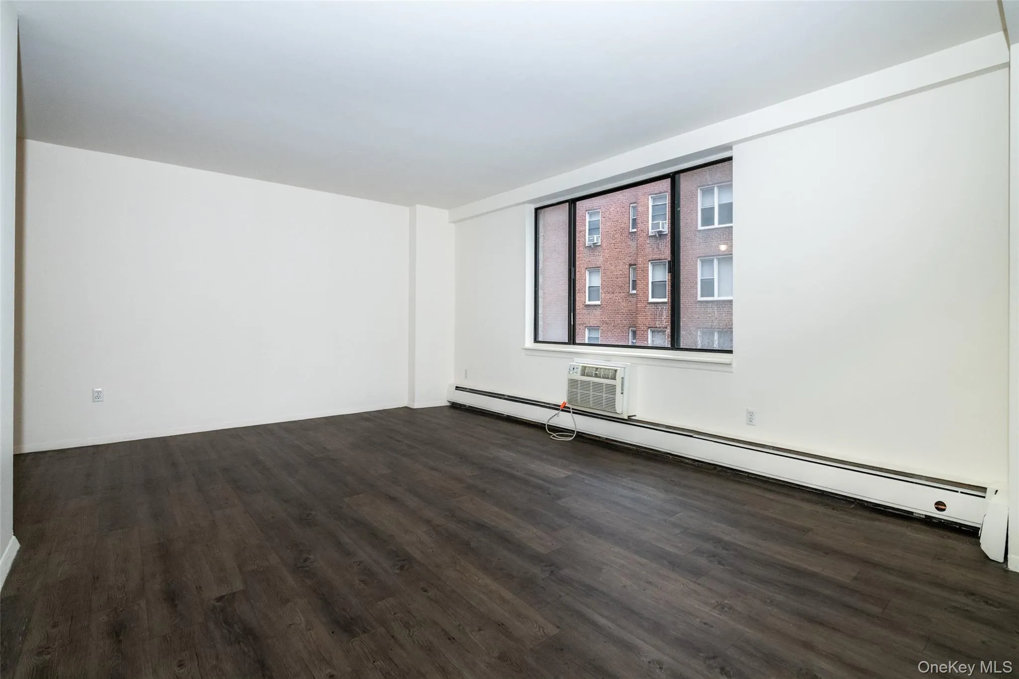 7 Lake Street, White Plains, NY, 1 Bedroom Bedrooms, 4 Rooms Rooms,1 BathroomBathrooms,Residential Lease,For Rent,Lake,0,1024091 7 Lake Street, White Plains, NY, 1 Bedroom Bedrooms, 4 Rooms Rooms,1 BathroomBathrooms,Residential Lease,For Rent,Lake,0,1024091