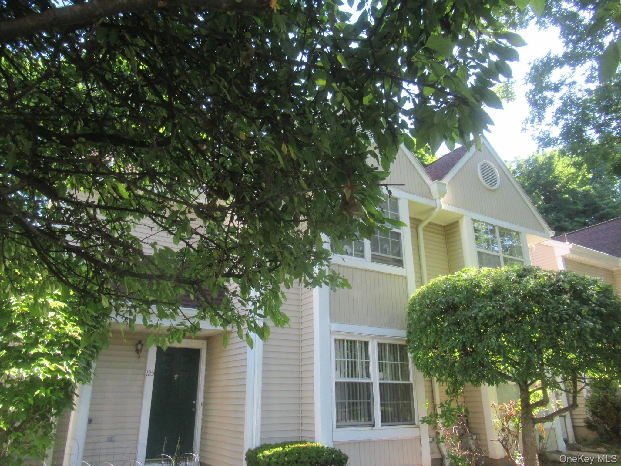 127 Creekside Circle, Ramapo, NY, 3 Bedrooms Bedrooms, 6 Rooms Rooms,1 BathroomBathrooms,Residential,For Rent,Creekside,0,1024094 127 Creekside Circle, Ramapo, NY, 3 Bedrooms Bedrooms, 6 Rooms Rooms,1 BathroomBathrooms,Residential,For Rent,Creekside,0,1024094