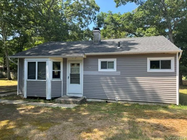 427 Doctors Path, Riverhead, NY, 3 Bedrooms Bedrooms, 5 Rooms Rooms,1 BathroomBathrooms,Residential,For Rent,Doctors,0,1024096 427 Doctors Path, Riverhead, NY, 3 Bedrooms Bedrooms, 5 Rooms Rooms,1 BathroomBathrooms,Residential,For Rent,Doctors,0,1024096