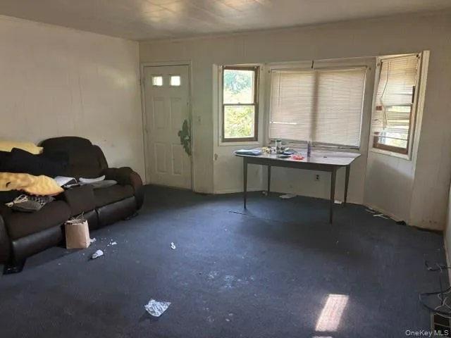 427 Doctors Path, Riverhead, NY, 3 Bedrooms Bedrooms, 5 Rooms Rooms,1 BathroomBathrooms,Residential,For Rent,Doctors,0,1024096 427 Doctors Path, Riverhead, NY, 3 Bedrooms Bedrooms, 5 Rooms Rooms,1 BathroomBathrooms,Residential,For Rent,Doctors,0,1024096