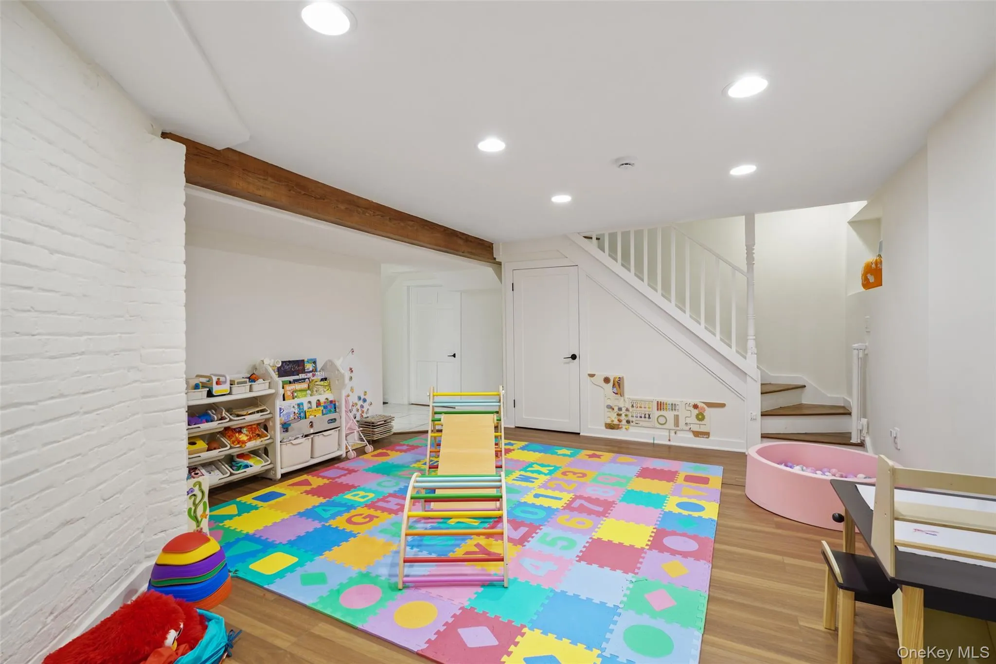 2440 Saw Mill River Road, Yorktown, NY, 4 Bedrooms Bedrooms, 9 Rooms Rooms,4 BathroomsBathrooms,Residential,For Rent,Saw Mill River,0,1024099 2440 Saw Mill River Road, Yorktown, NY, 4 Bedrooms Bedrooms, 9 Rooms Rooms,4 BathroomsBathrooms,Residential,For Rent,Saw Mill River,0,1024099