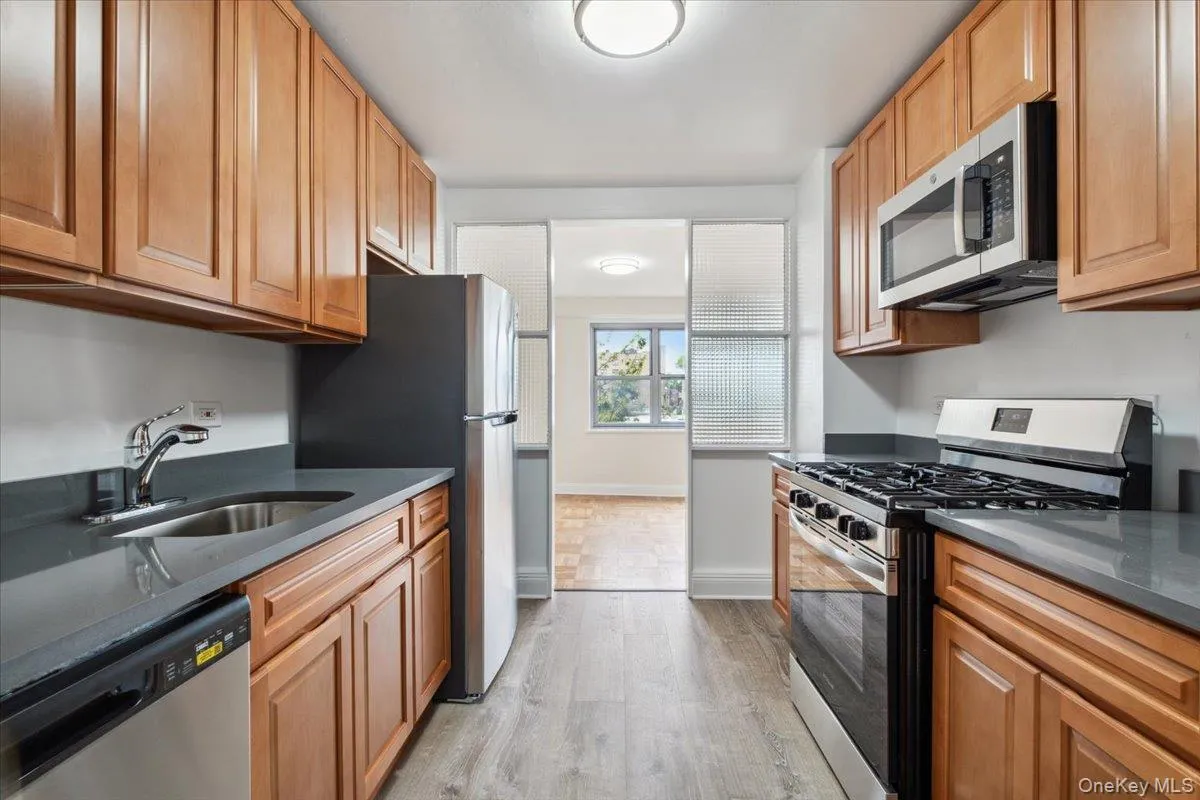 2 Washington Square, Mamaroneck, NY, 1 Bedroom Bedrooms, 3 Rooms Rooms,1 BathroomBathrooms,Residential Lease,For Rent,Washington,0,1024102 2 Washington Square, Mamaroneck, NY, 1 Bedroom Bedrooms, 3 Rooms Rooms,1 BathroomBathrooms,Residential Lease,For Rent,Washington,0,1024102