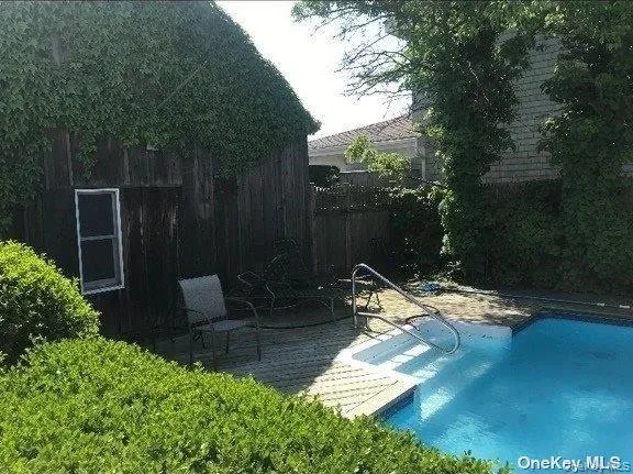 Pool Pool