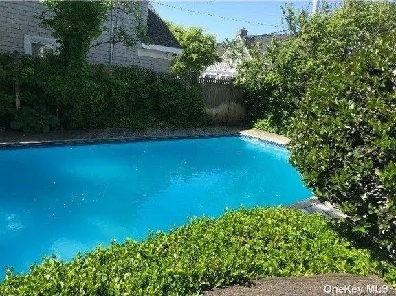 pool pool