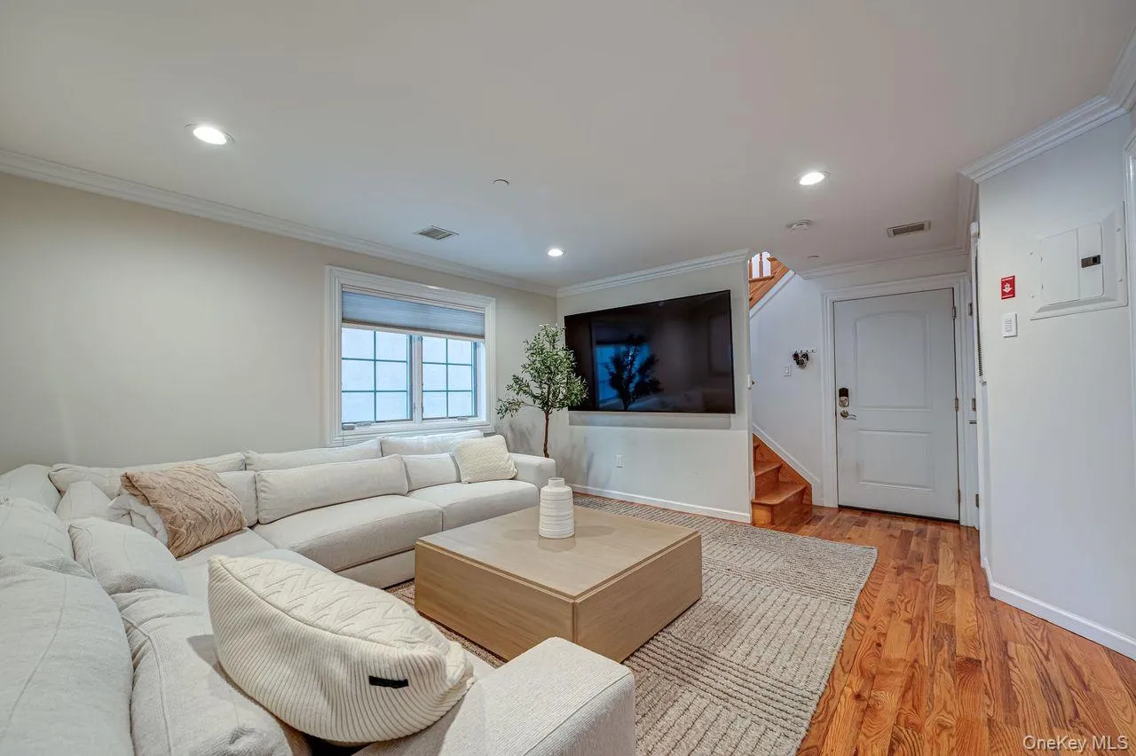 441 Broadway, Long Beach, NY, 2 Bedrooms Bedrooms, 6 Rooms Rooms,2 BathroomsBathrooms,Residential,For Rent,Broadway,0,1024108 441 Broadway, Long Beach, NY, 2 Bedrooms Bedrooms, 6 Rooms Rooms,2 BathroomsBathrooms,Residential,For Rent,Broadway,0,1024108