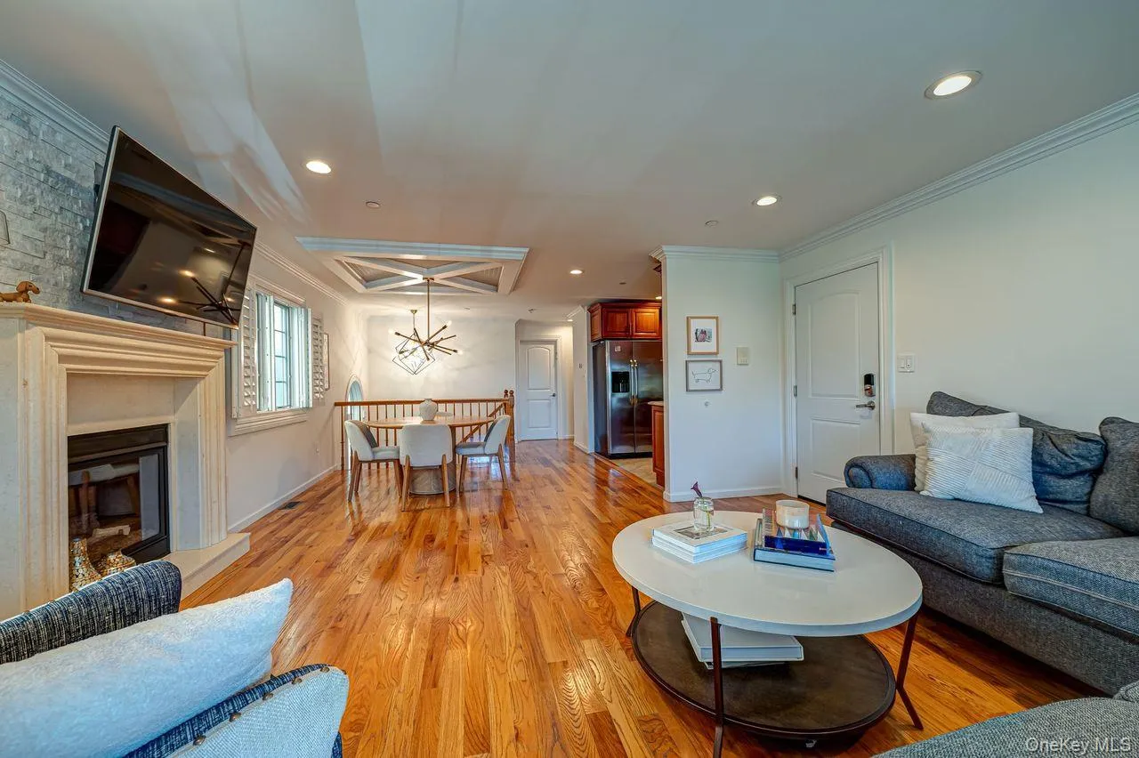 441 Broadway, Long Beach, NY, 2 Bedrooms Bedrooms, 6 Rooms Rooms,2 BathroomsBathrooms,Residential,For Rent,Broadway,0,1024108 441 Broadway, Long Beach, NY, 2 Bedrooms Bedrooms, 6 Rooms Rooms,2 BathroomsBathrooms,Residential,For Rent,Broadway,0,1024108