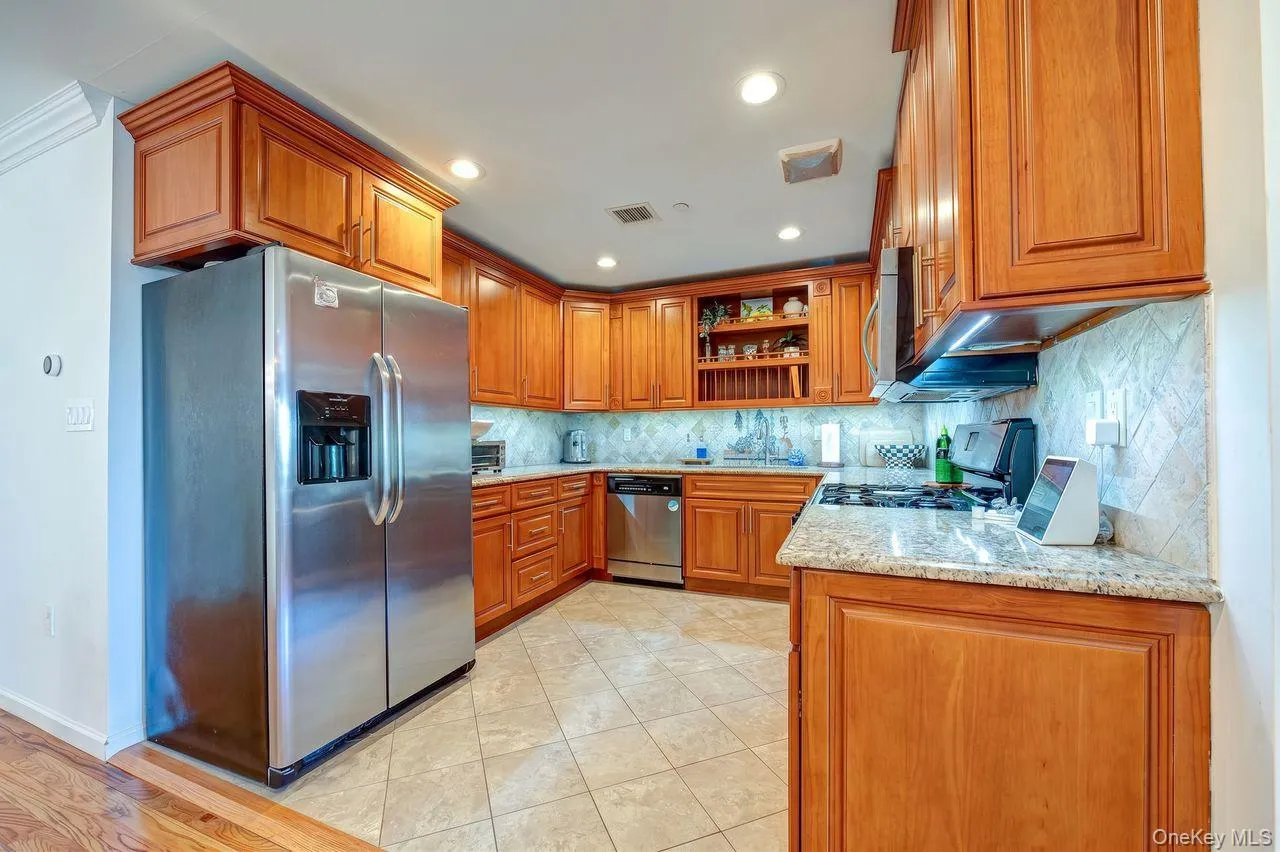 441 Broadway, Long Beach, NY, 2 Bedrooms Bedrooms, 6 Rooms Rooms,2 BathroomsBathrooms,Residential,For Rent,Broadway,0,1024108 441 Broadway, Long Beach, NY, 2 Bedrooms Bedrooms, 6 Rooms Rooms,2 BathroomsBathrooms,Residential,For Rent,Broadway,0,1024108
