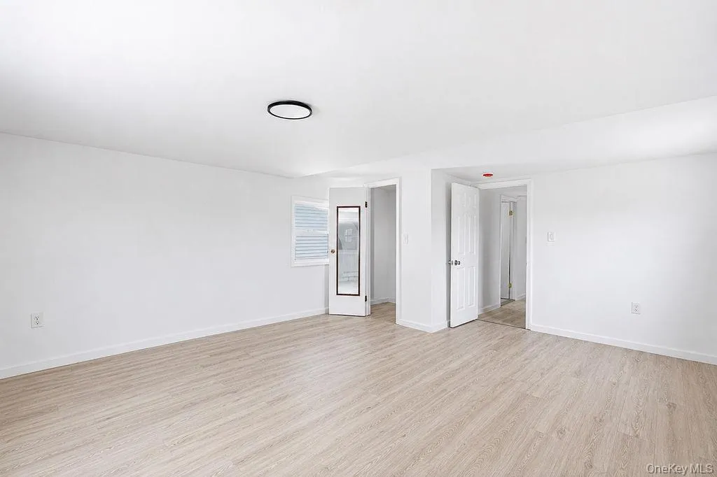 44 Broadway, New York, NY, 3 Bedrooms Bedrooms, 6 Rooms Rooms,1 BathroomBathrooms,Residential,For Rent,Broadway,0,1024113 44 Broadway, New York, NY, 3 Bedrooms Bedrooms, 6 Rooms Rooms,1 BathroomBathrooms,Residential,For Rent,Broadway,0,1024113