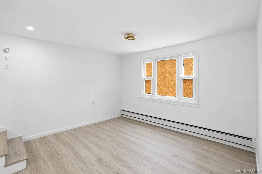 44 Broadway, New York, NY, 3 Bedrooms Bedrooms, 6 Rooms Rooms,1 BathroomBathrooms,Residential,For Rent,Broadway,0,1024113 44 Broadway, New York, NY, 3 Bedrooms Bedrooms, 6 Rooms Rooms,1 BathroomBathrooms,Residential,For Rent,Broadway,0,1024113