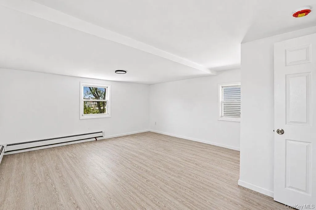 44 Broadway, New York, NY, 3 Bedrooms Bedrooms, 6 Rooms Rooms,1 BathroomBathrooms,Residential,For Rent,Broadway,0,1024113 44 Broadway, New York, NY, 3 Bedrooms Bedrooms, 6 Rooms Rooms,1 BathroomBathrooms,Residential,For Rent,Broadway,0,1024113