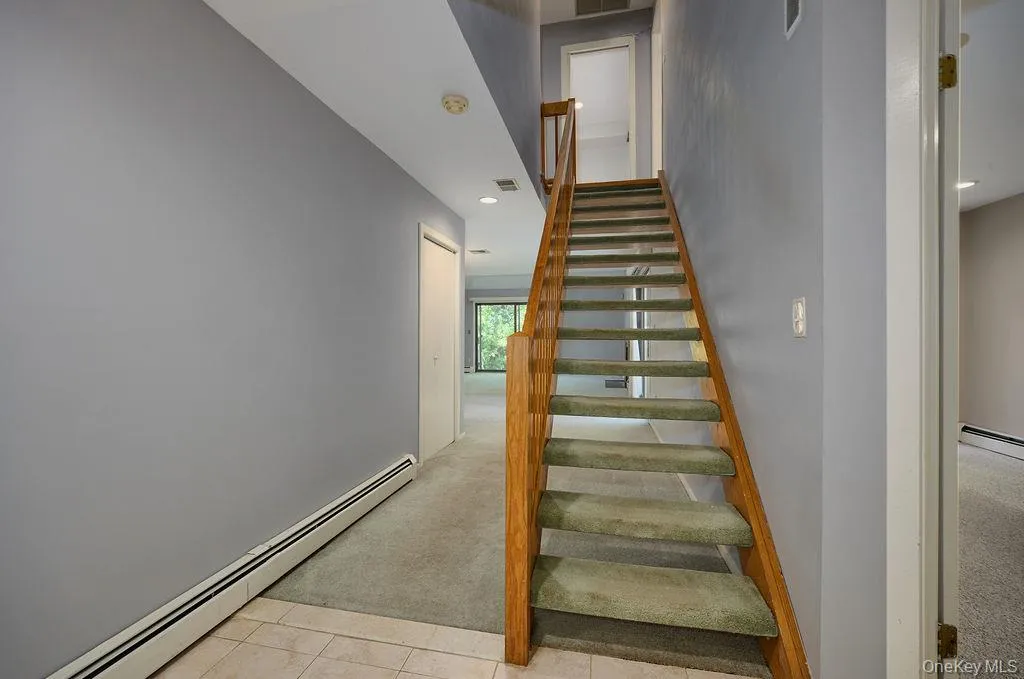 23 Evon Court, Scarsdale, NY, 3 Bedrooms Bedrooms, 6 Rooms Rooms,2 BathroomsBathrooms,Residential Lease,For Rent,Evon,0,1024119 23 Evon Court, Scarsdale, NY, 3 Bedrooms Bedrooms, 6 Rooms Rooms,2 BathroomsBathrooms,Residential Lease,For Rent,Evon,0,1024119