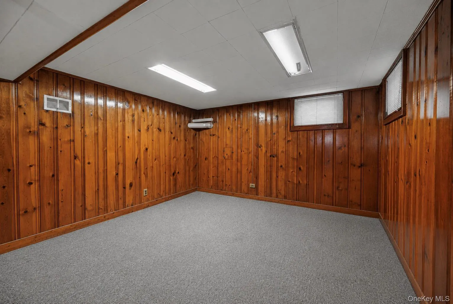53 Holly Street, Yonkers, NY, 3 Bedrooms Bedrooms, 9 Rooms Rooms,1 BathroomBathrooms,Residential,For Rent,Holly,0,1024123 53 Holly Street, Yonkers, NY, 3 Bedrooms Bedrooms, 9 Rooms Rooms,1 BathroomBathrooms,Residential,For Rent,Holly,0,1024123
